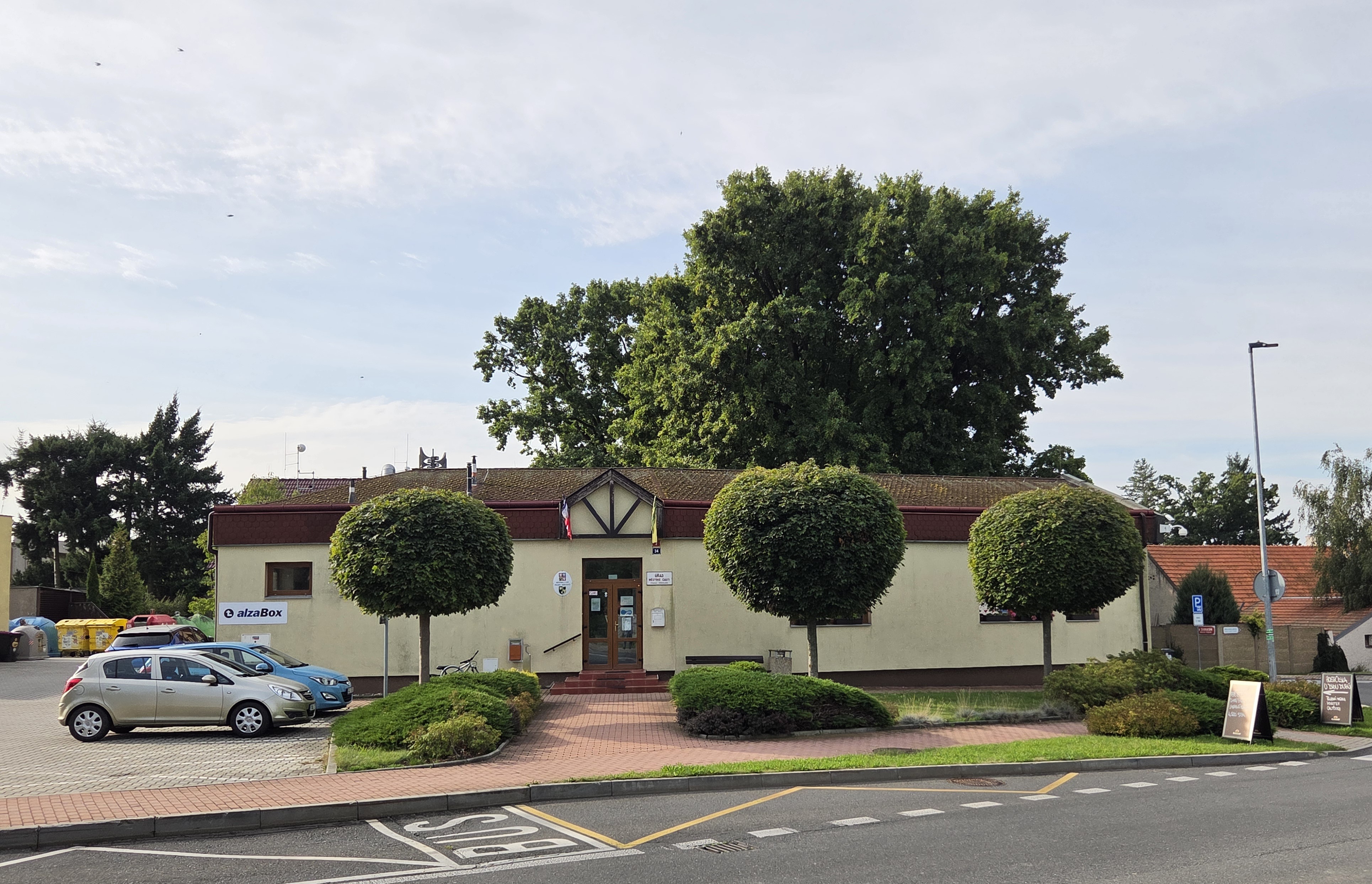 Úřad městské části Praha-Křeslice foto 6