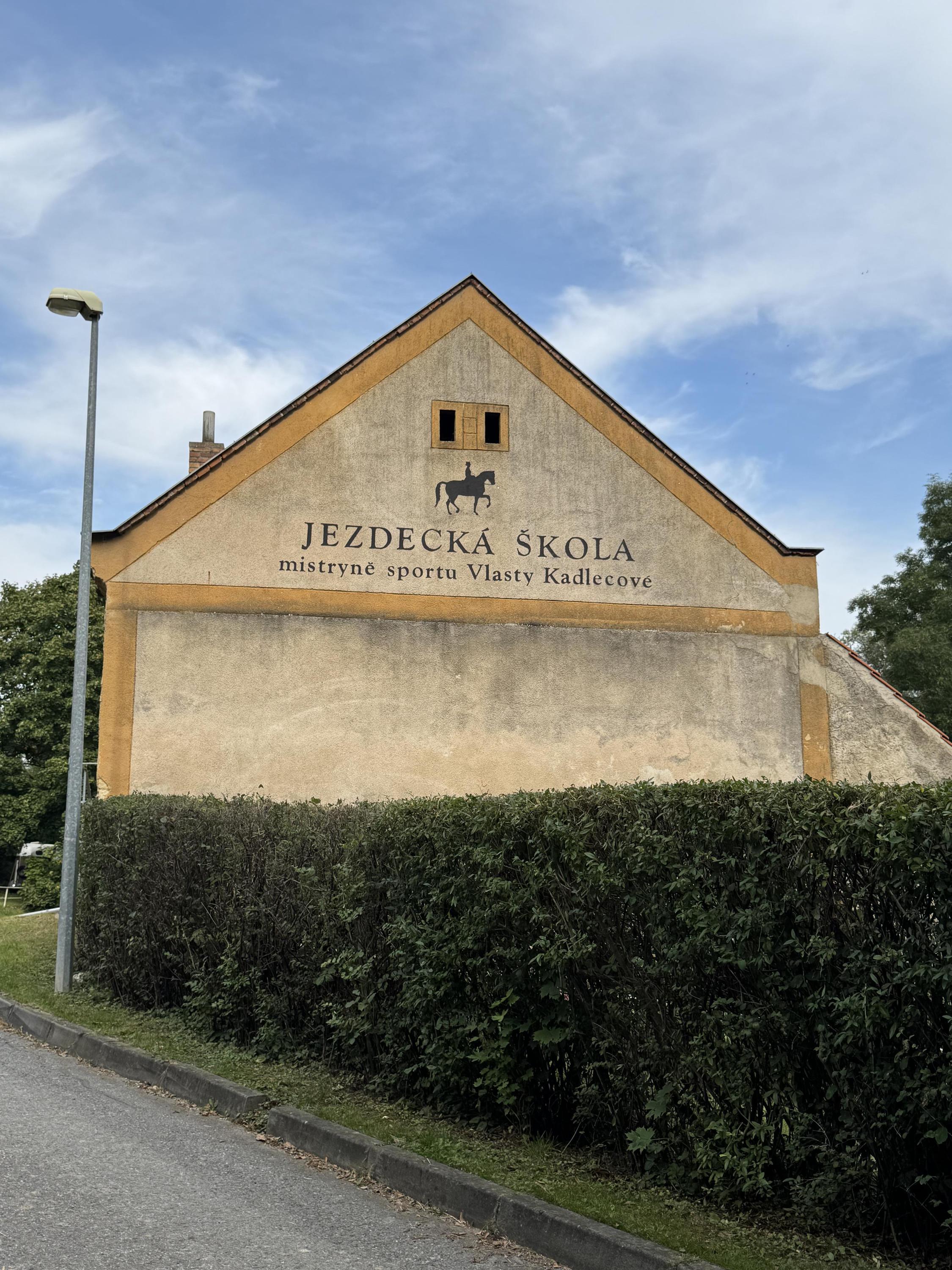 Tělovýchovná jezdecká jednota Přední Kopanina foto 3