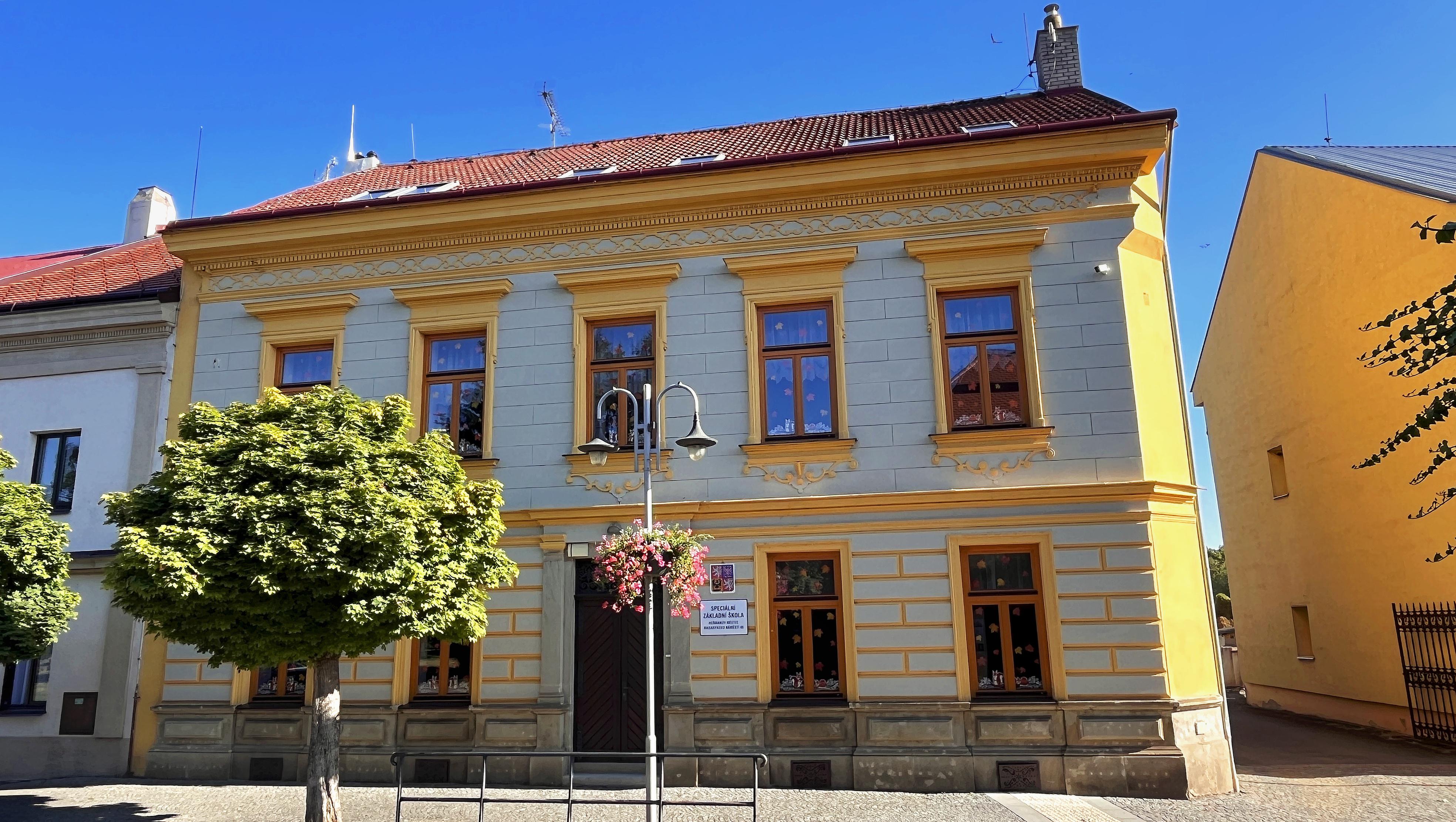 Speciální základní škola Heřmanův Městec foto 2