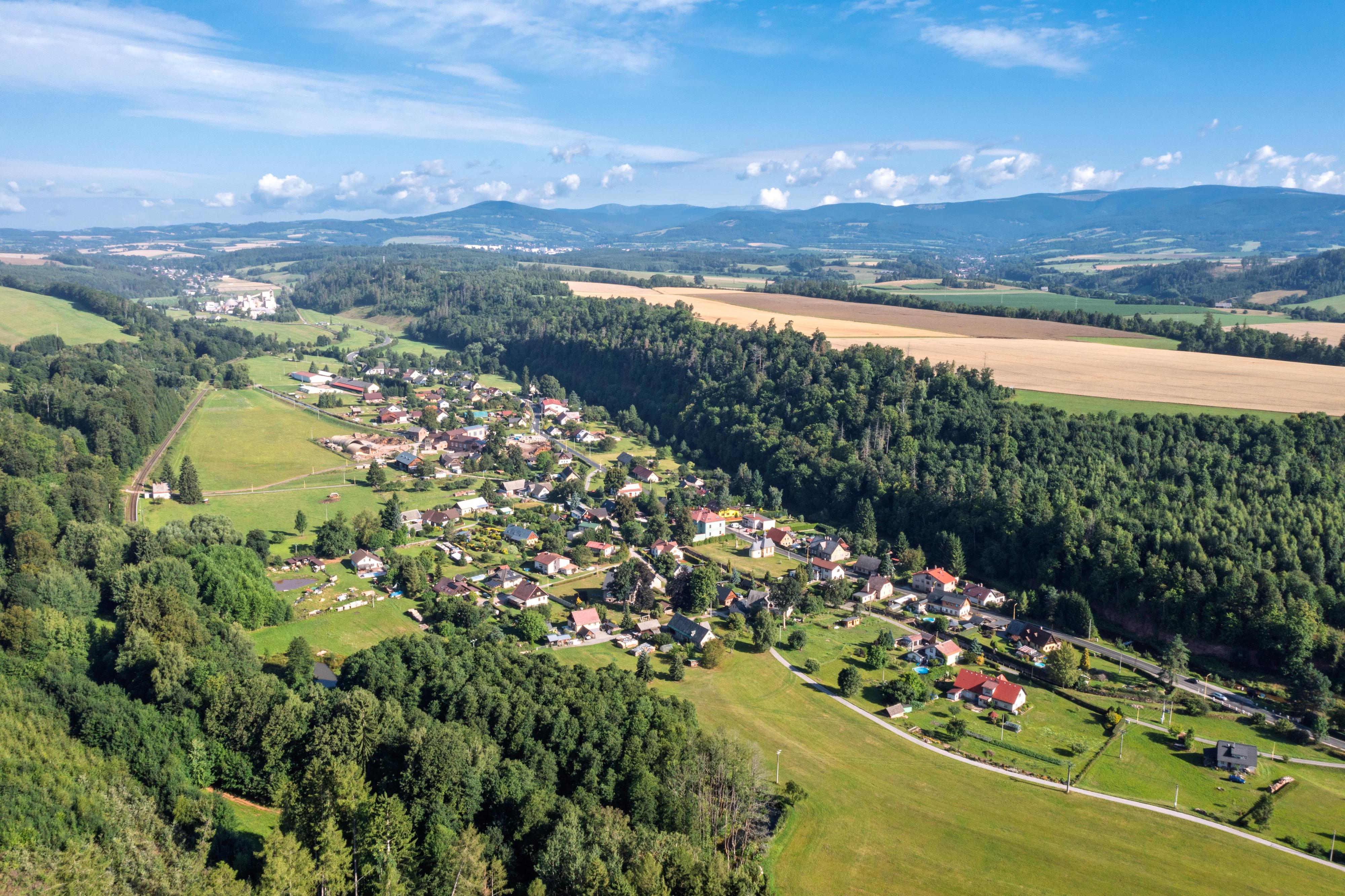 Klášterská Lhota - obecní úřad foto 2
