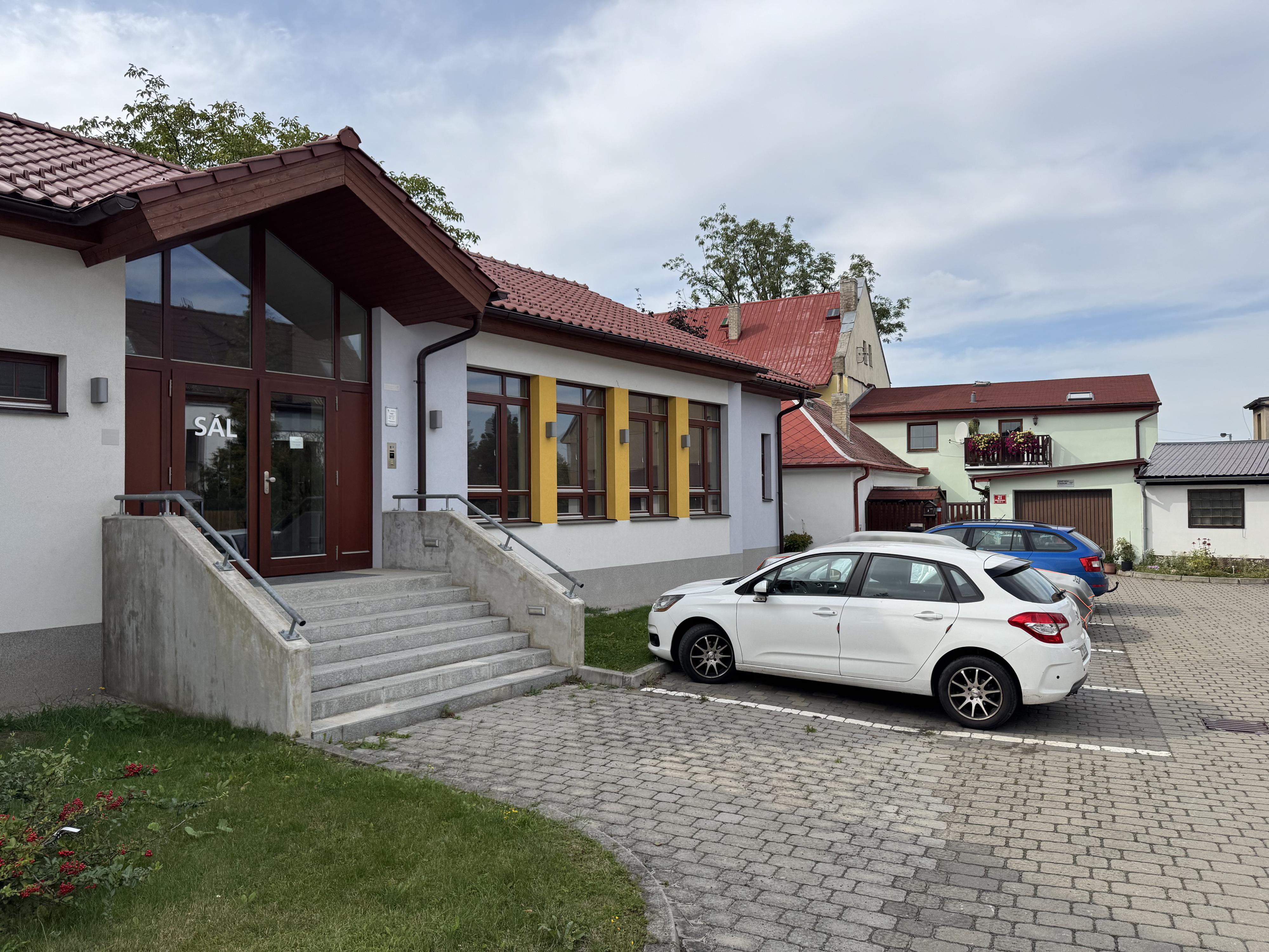 Úřad městské části Praha-Přední Kopanina foto 5