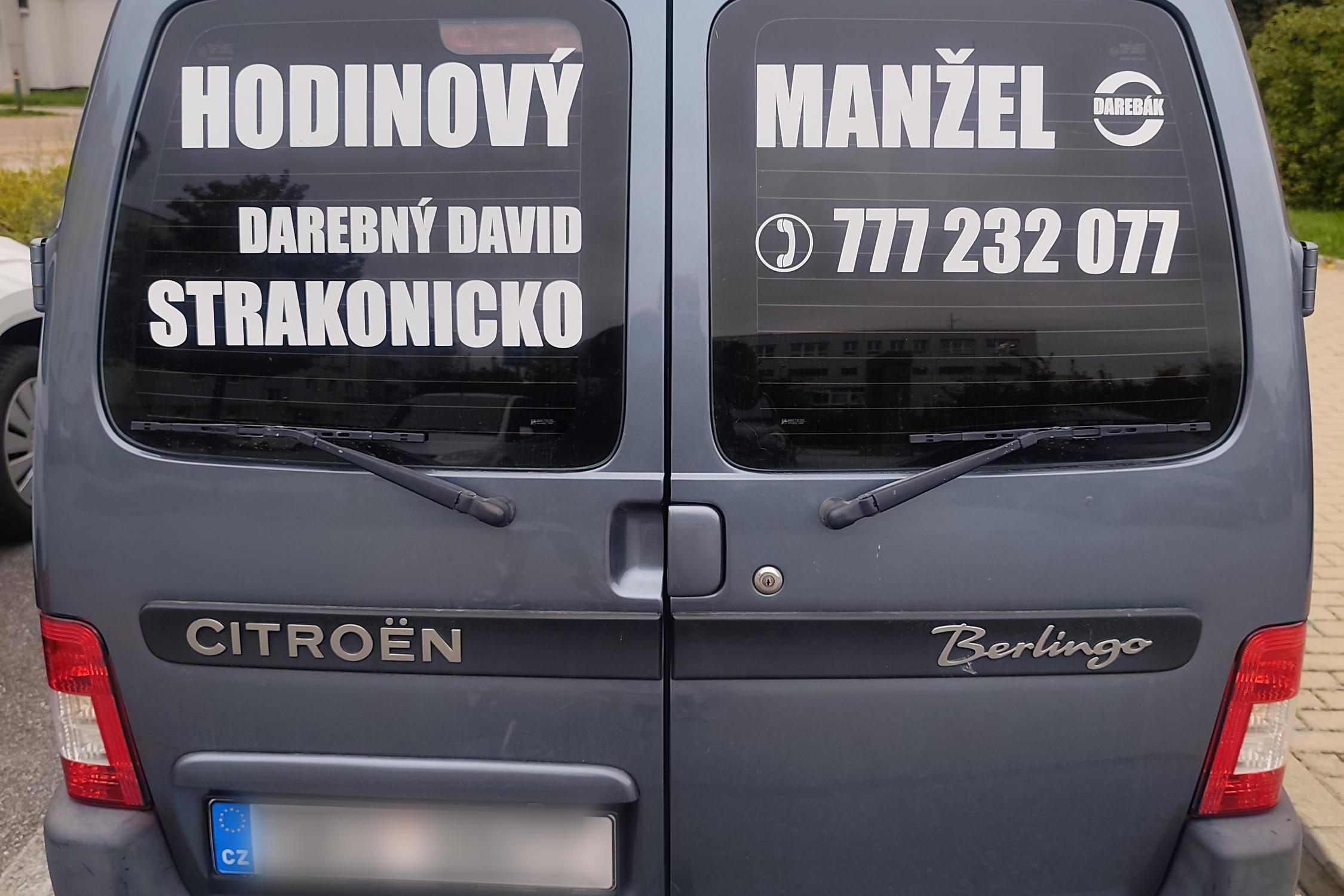 Hodinový manžel Darebák