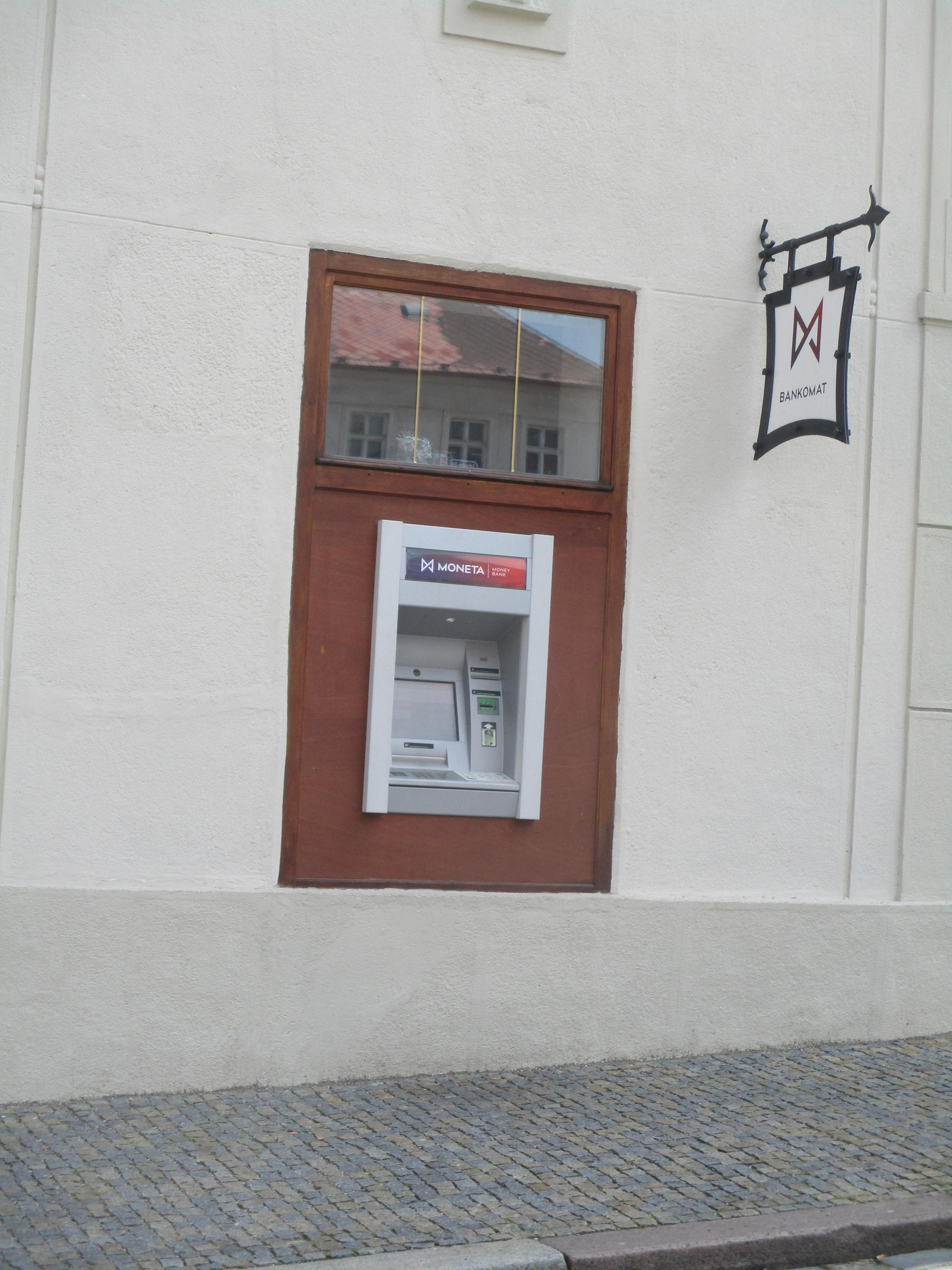 Bankomat MONETA Bank vkladový foto 3