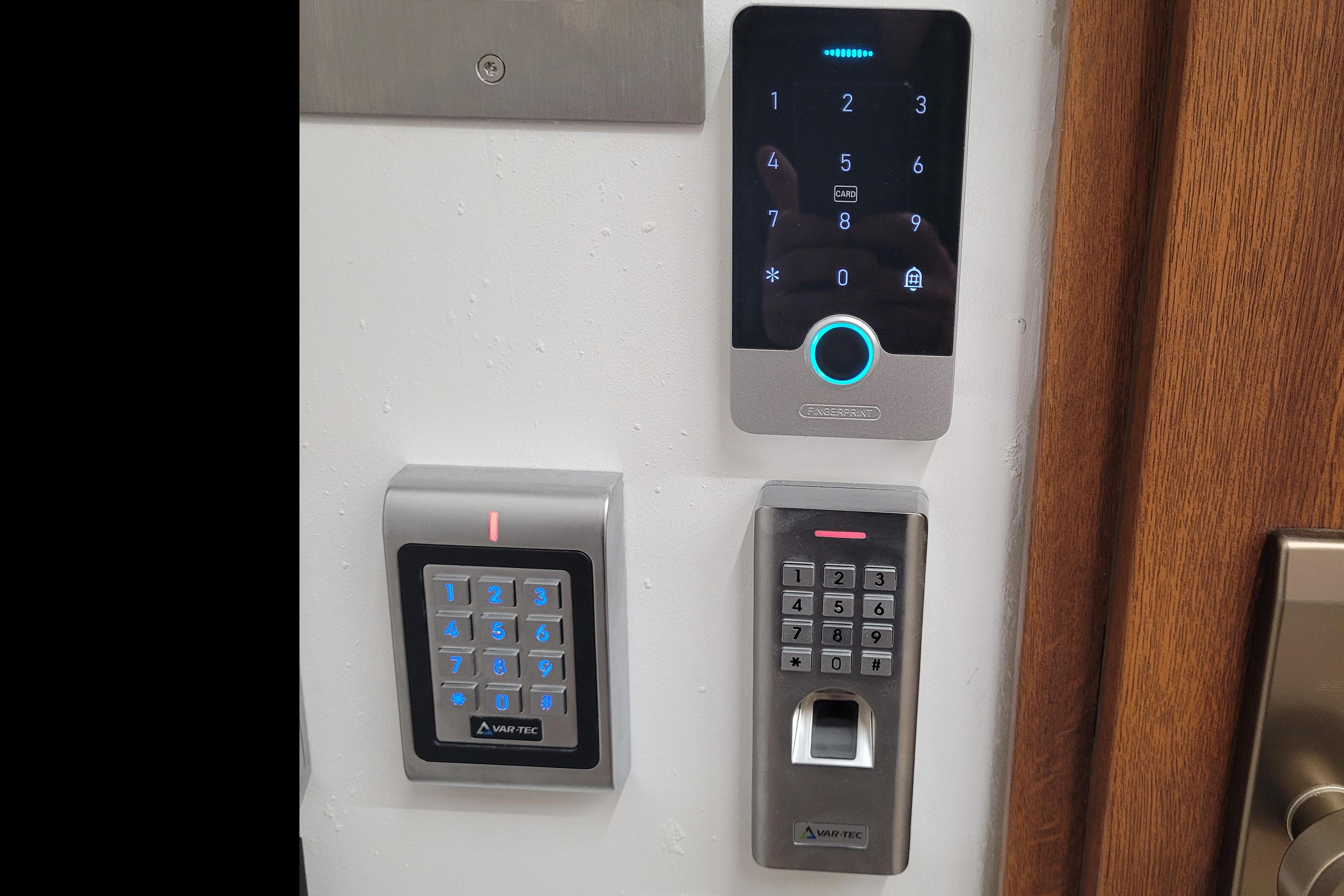 Přístupové systémy