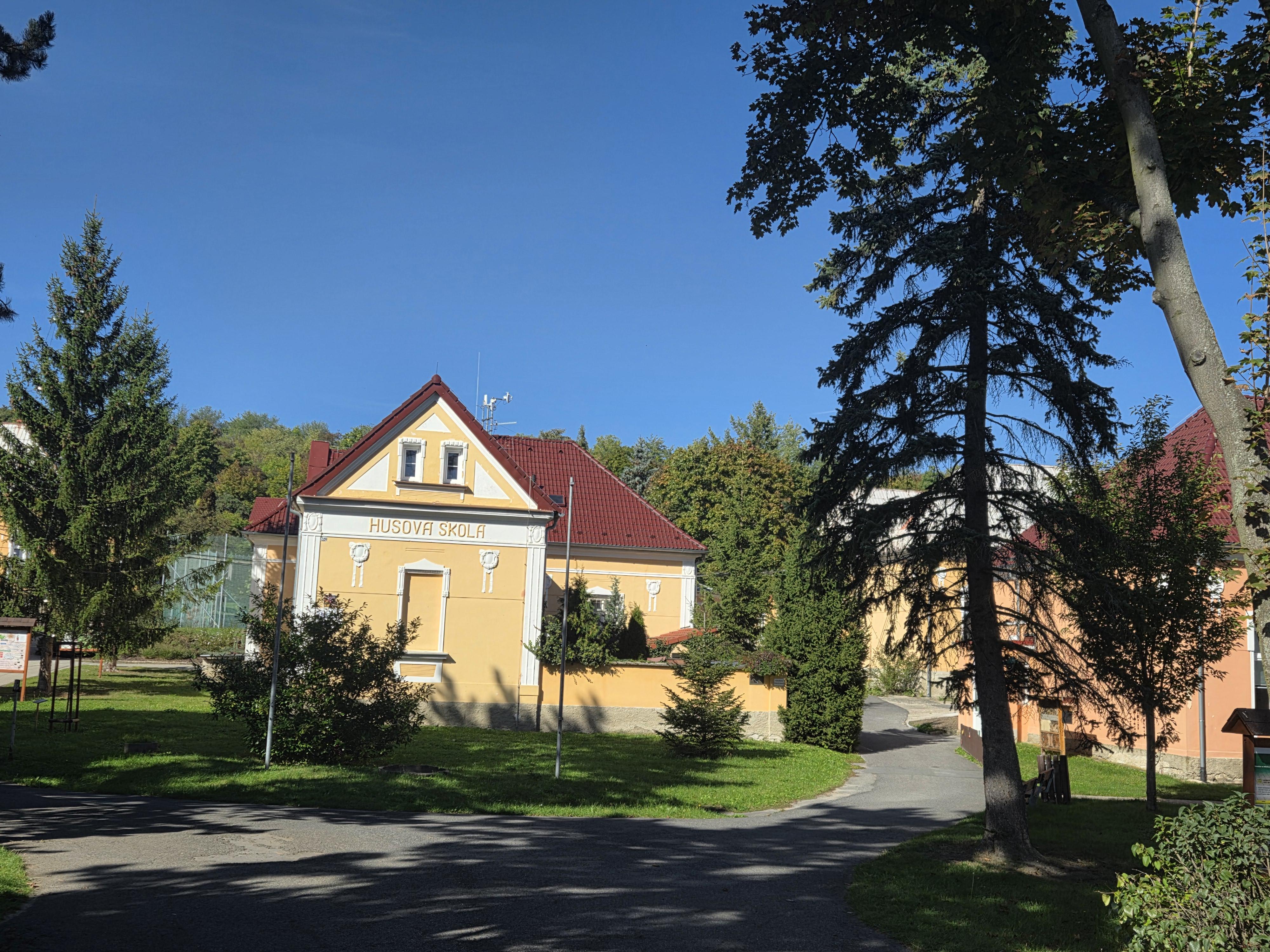 Základní škola a Mateřská škola Kladno, Jiráskova 457 foto 3