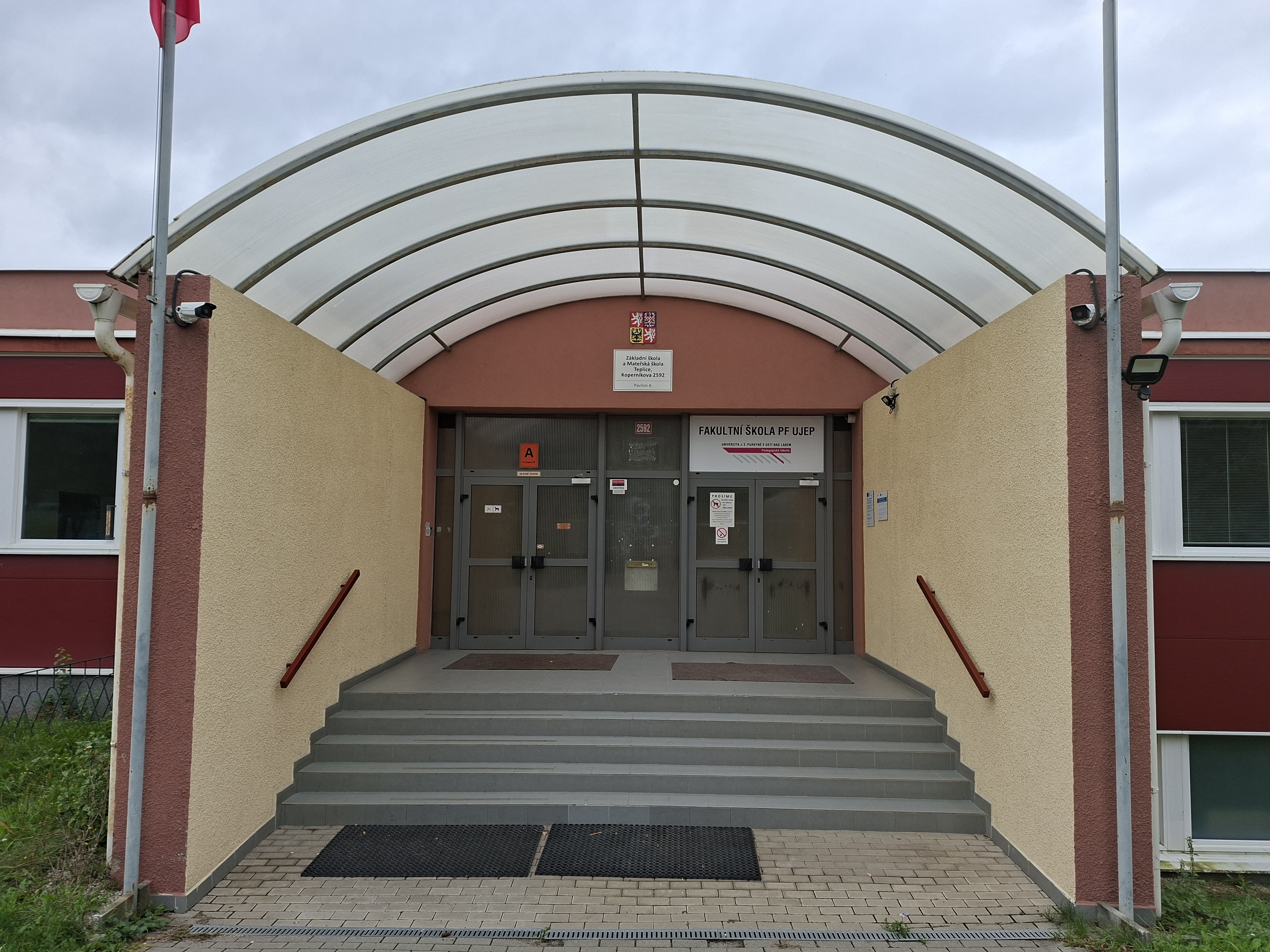 Základní škola a Mateřská škola Teplice, Koperníkova 2592 foto 3
