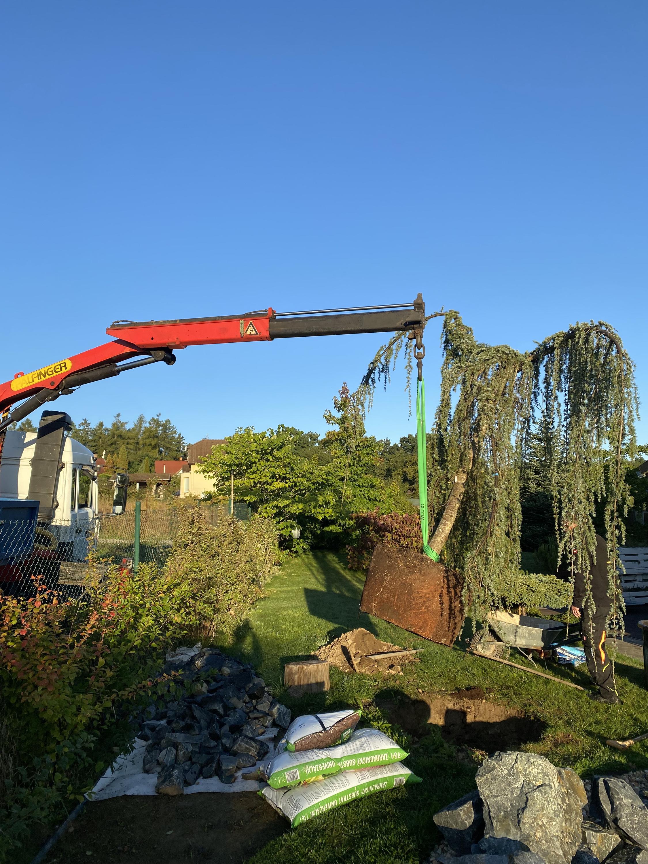 Petr Chocholatý - Kontejnerová autodoprava s hydraulickou rukou foto 6