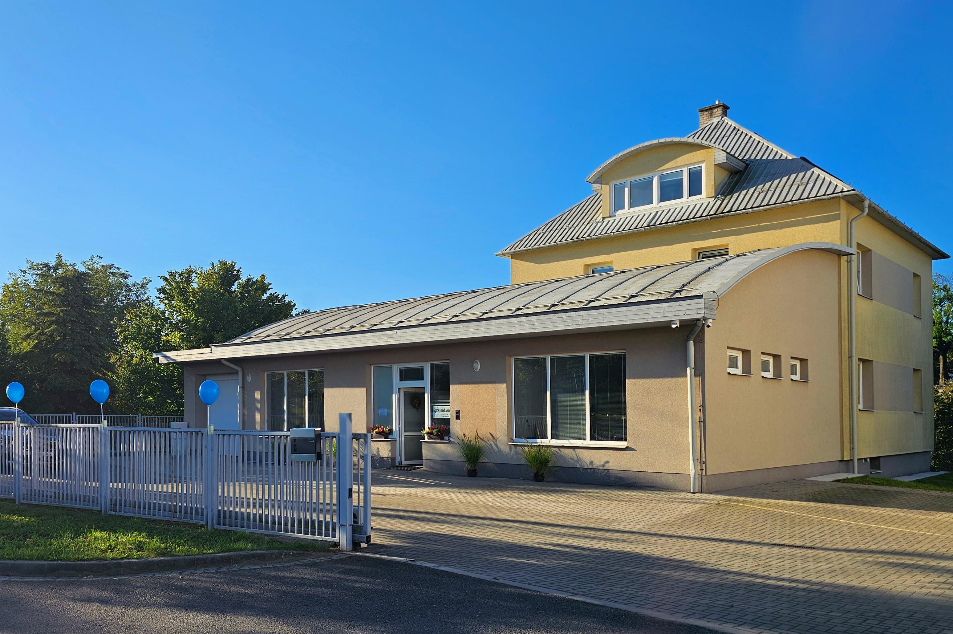 4M Rožnov spol. s r.o.