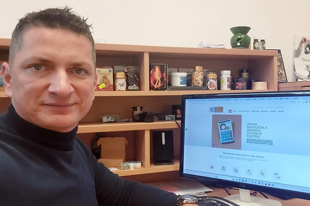 Finanční poradce Petr Olašin