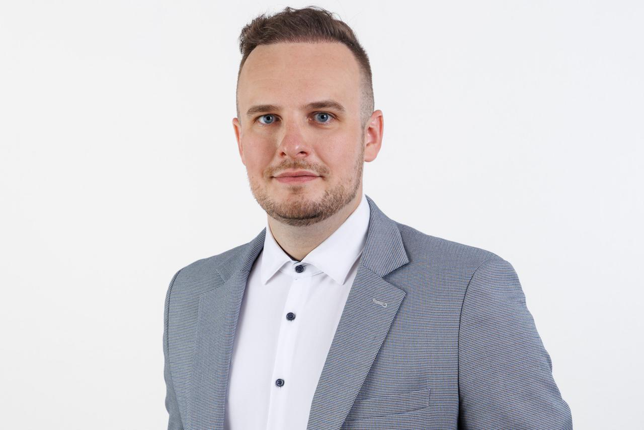 Denis Macek - Realitní makléř