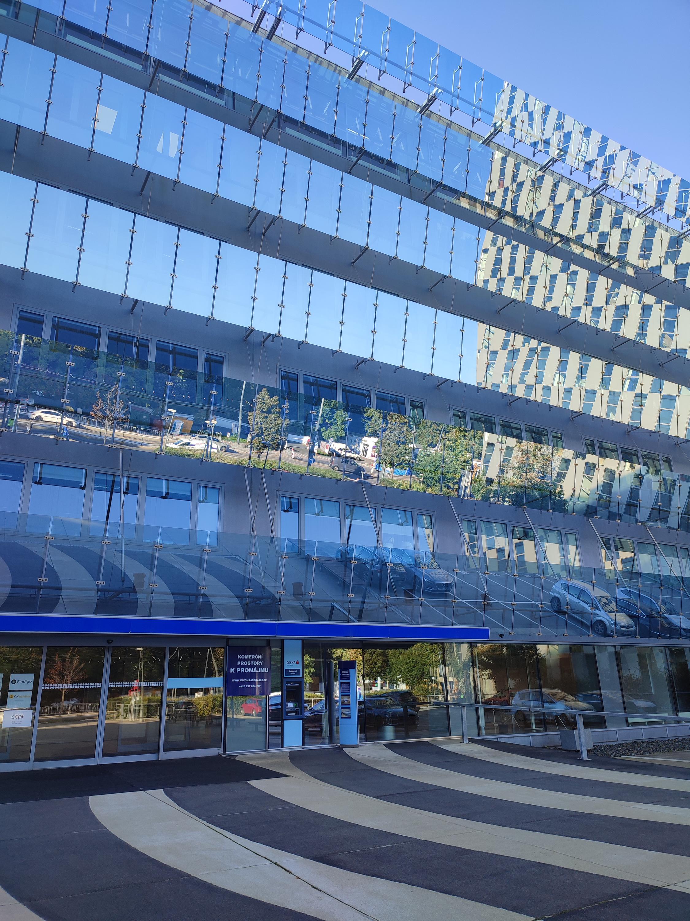 Bankomat České spořitelny foto 3