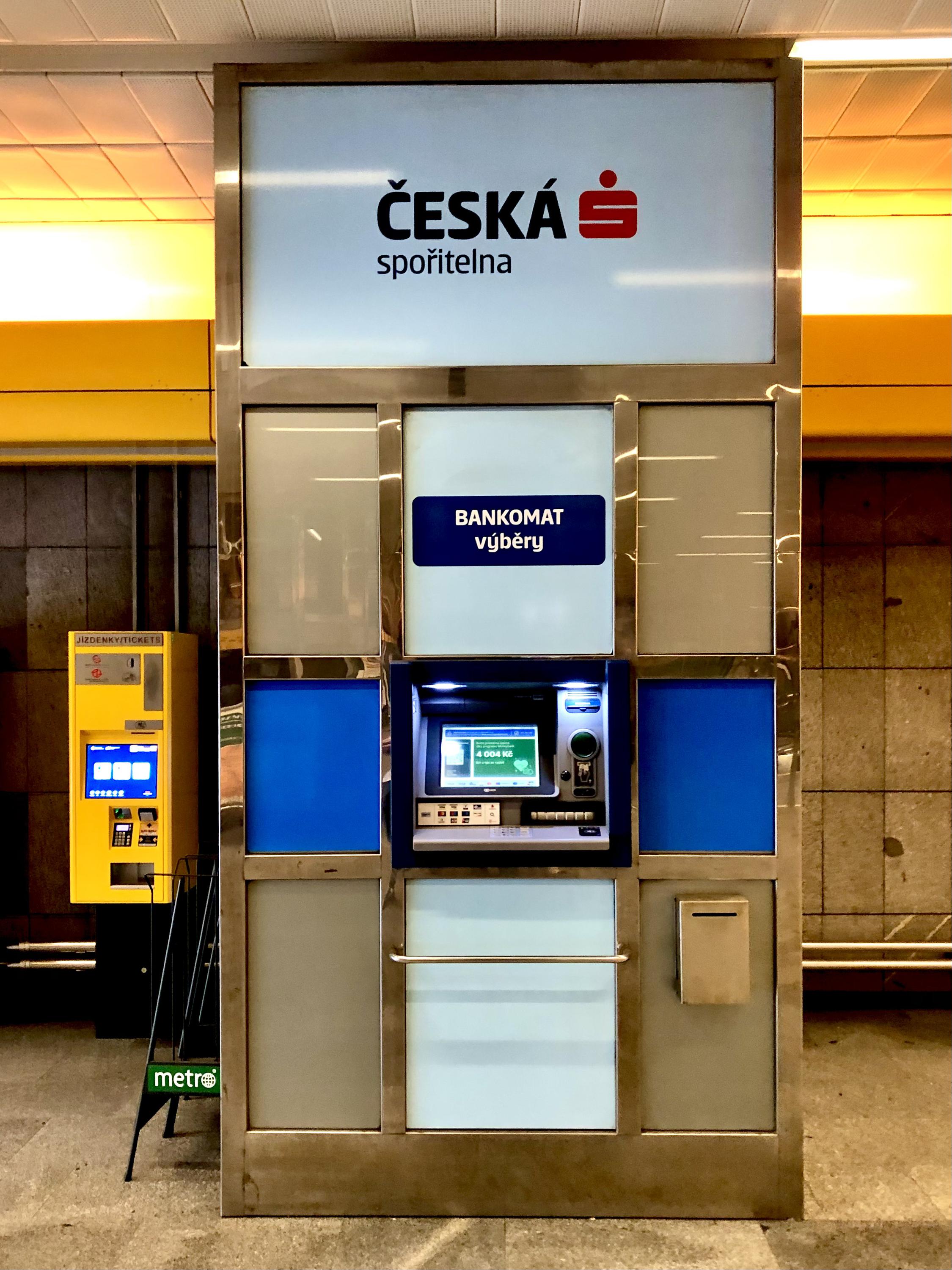 Bankomat České spořitelny foto 3