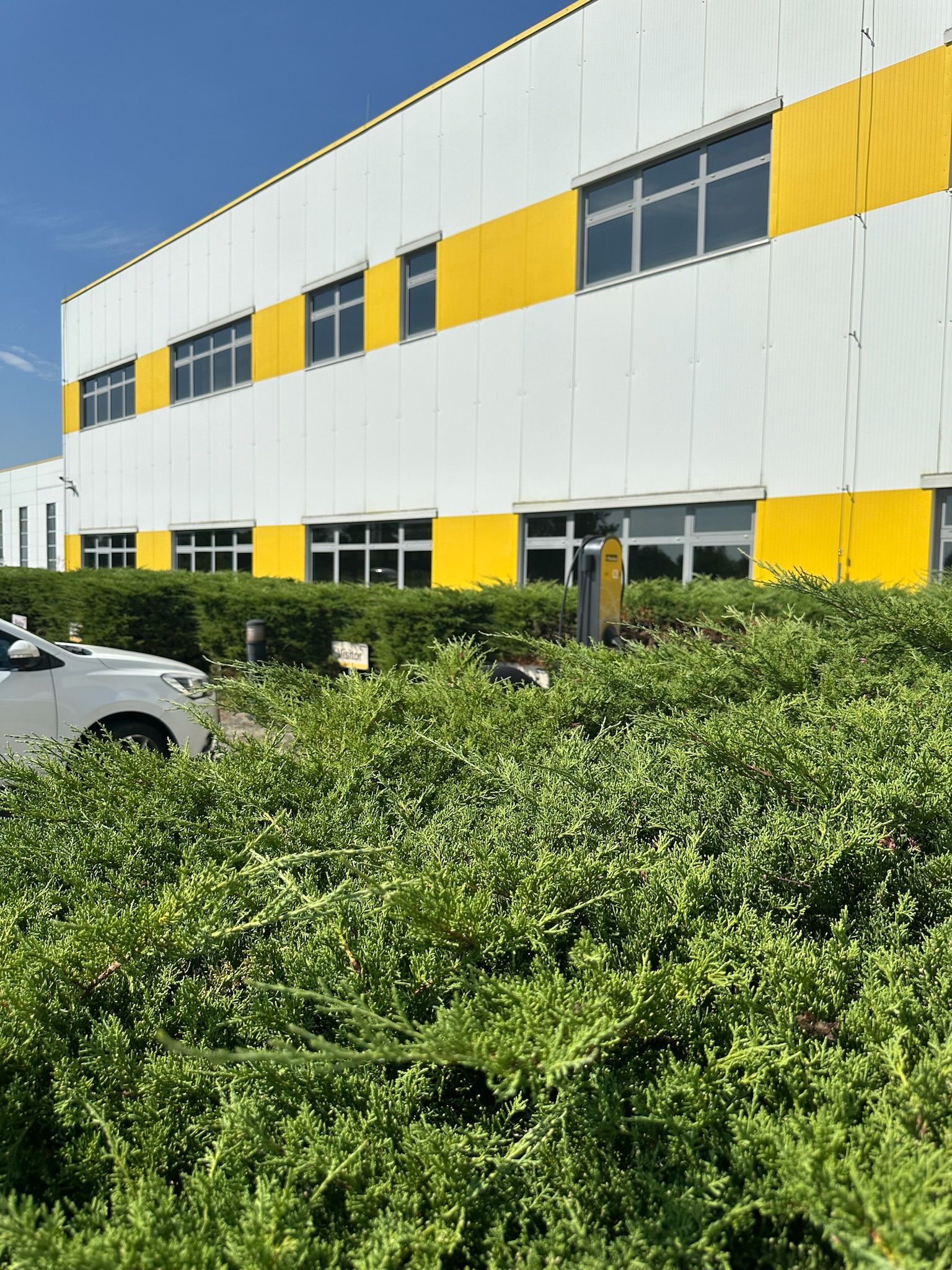 IONT tech s.r.o. - dobíjecí stanice foto 3