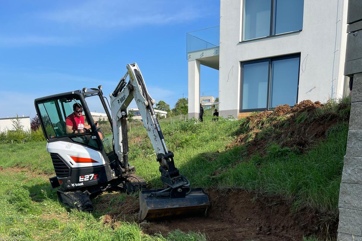 TIOMAN GROUP, s.r.o.