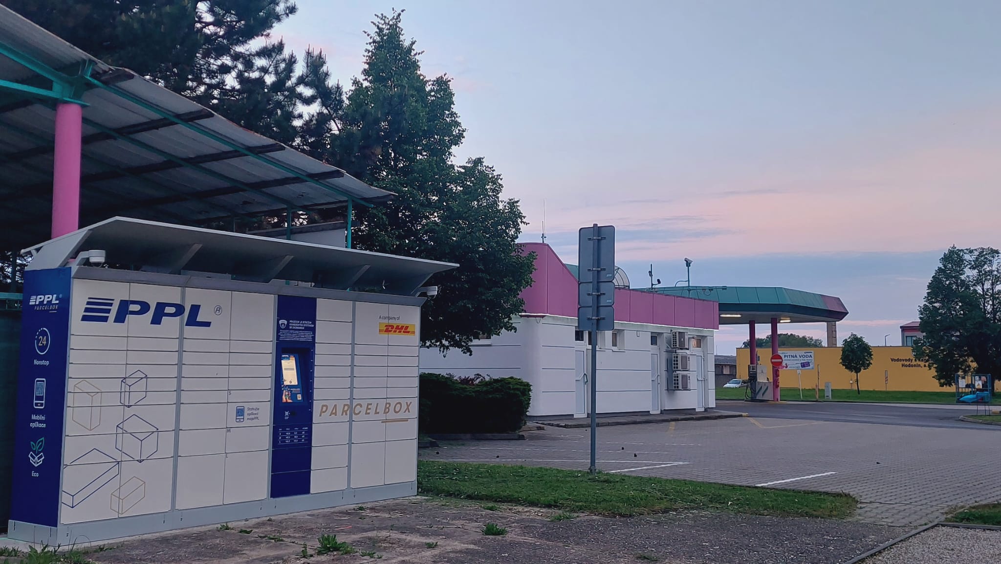 ČSAD Hodonín a.s. – čerpací stanice a automyčka foto 3