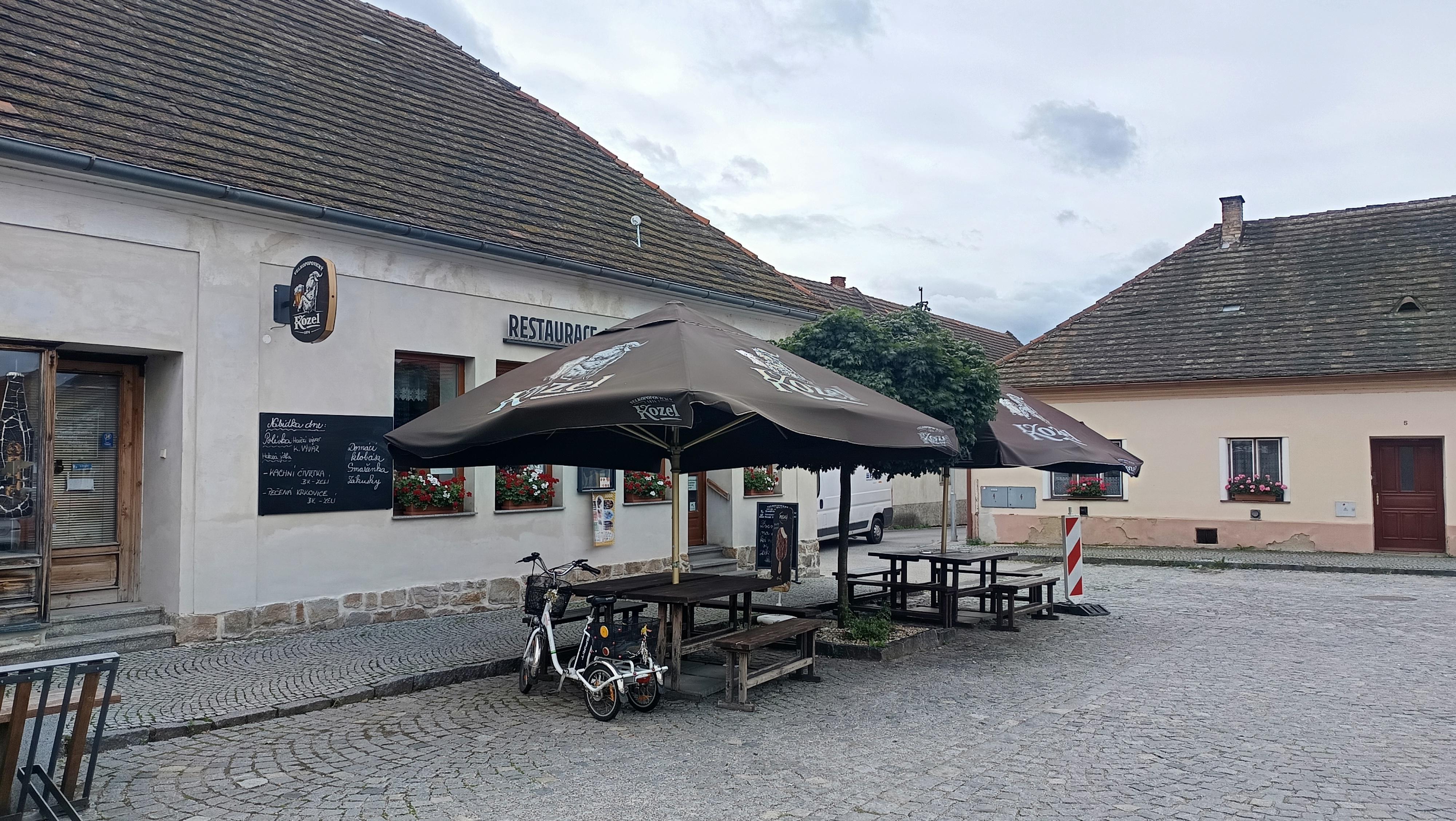 Bufet - Restaurace U Kubíčků foto 5