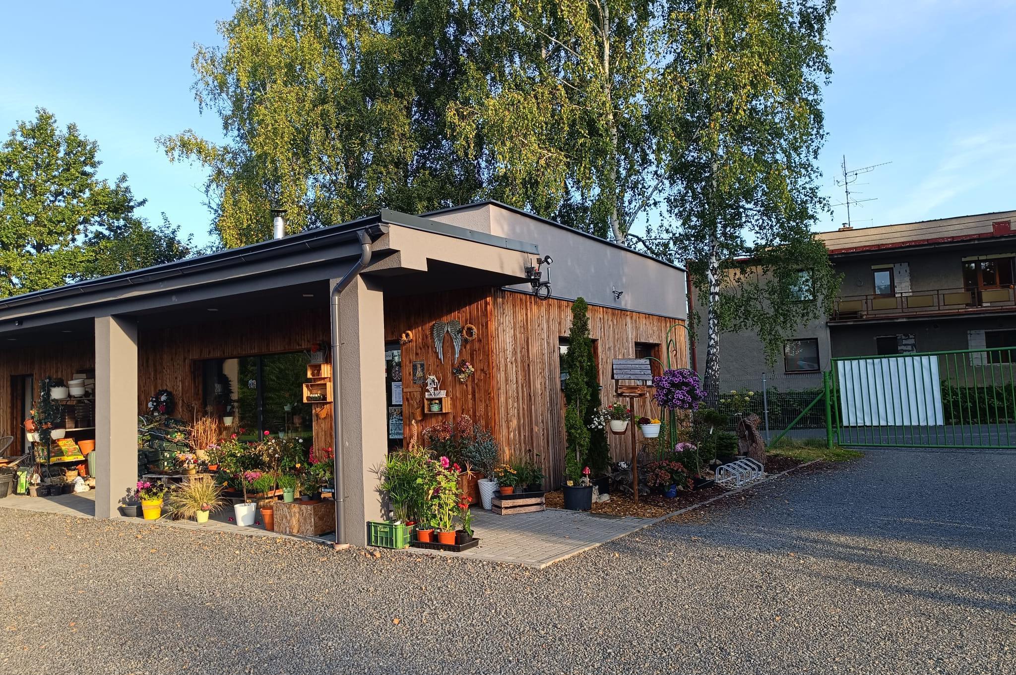 MOVA zahradní centrum