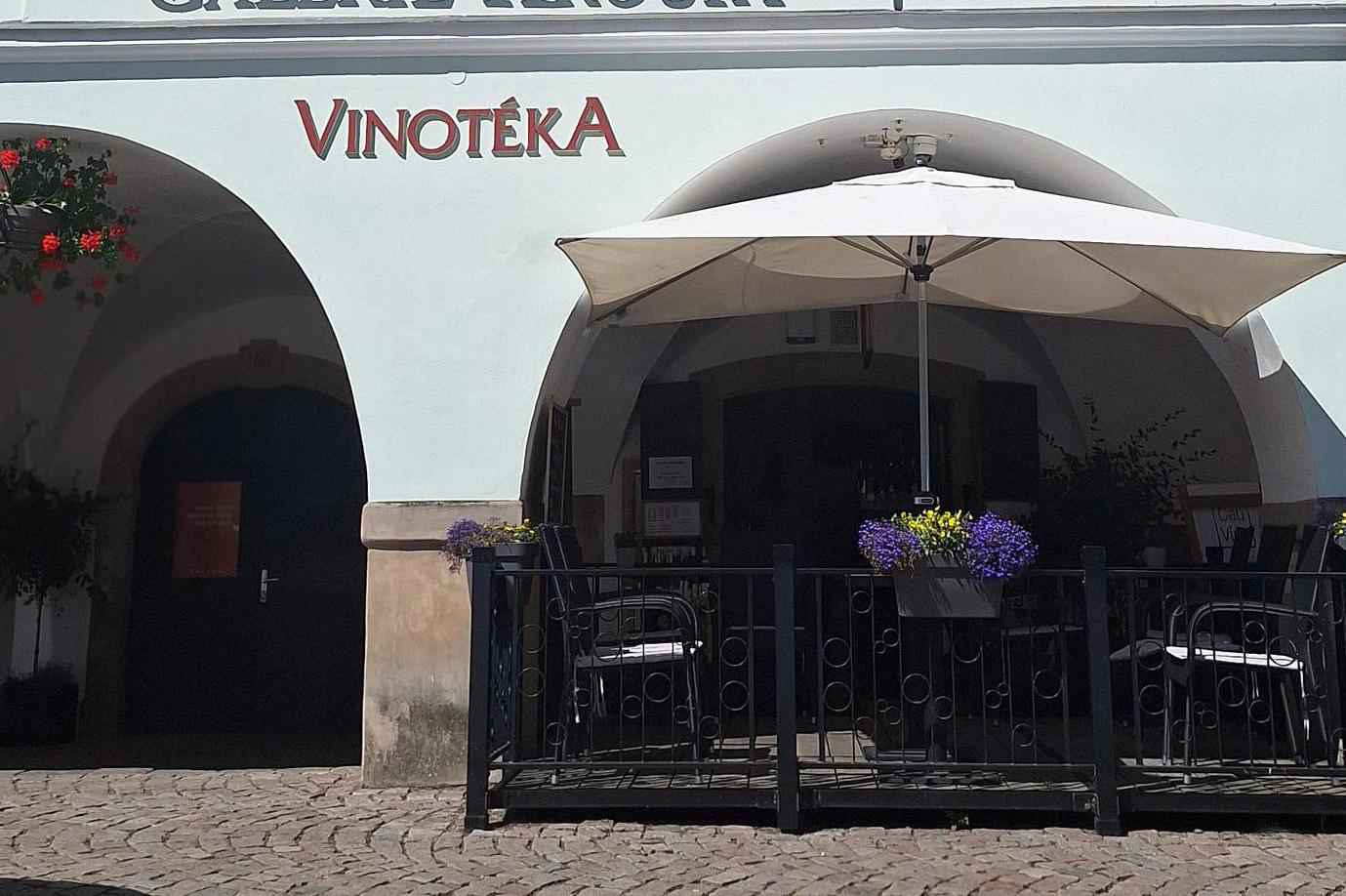 Vinotéka Čau Víno