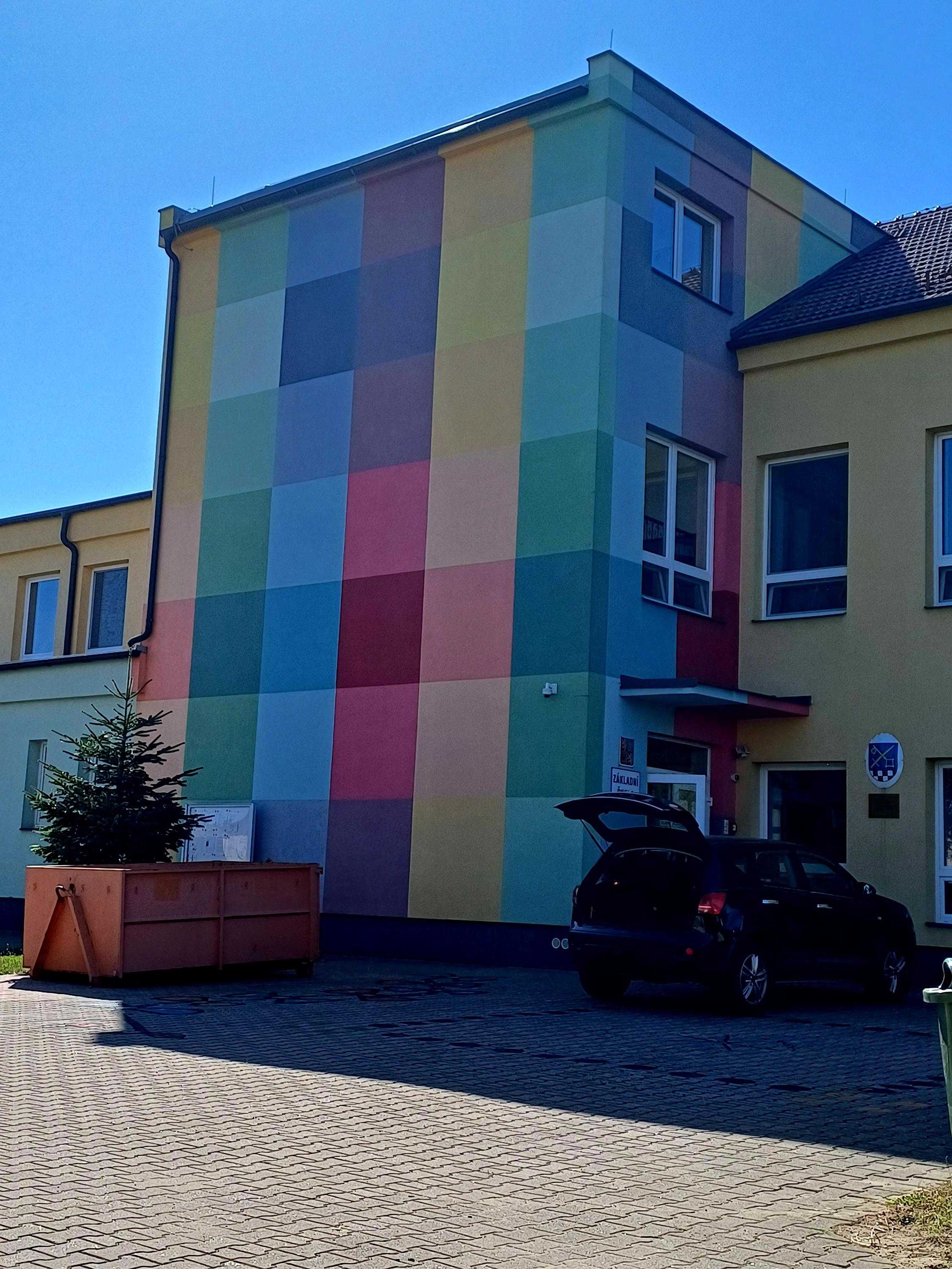 ZŠ Moravany foto 2