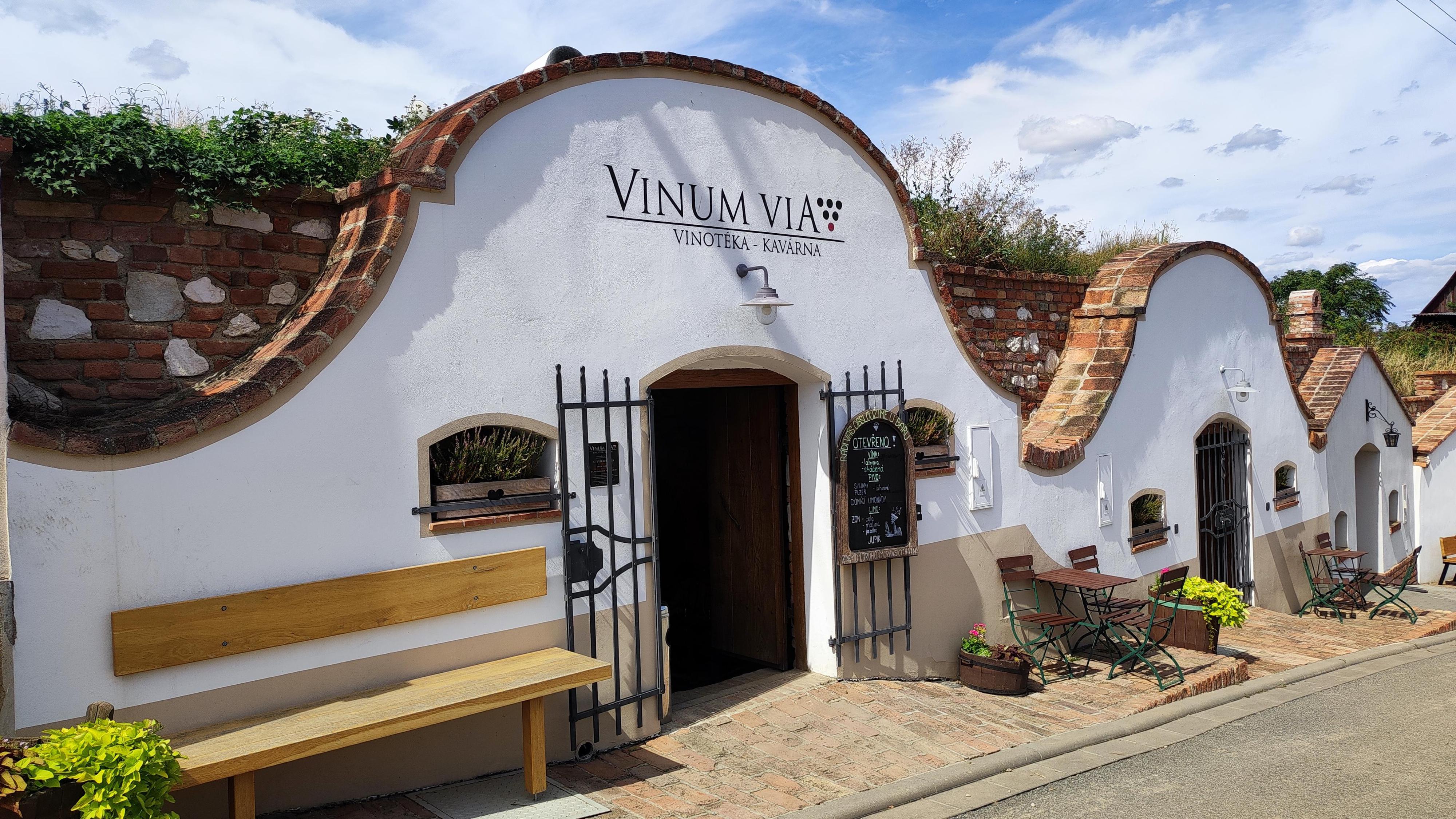 Vinotéka Vinum Via