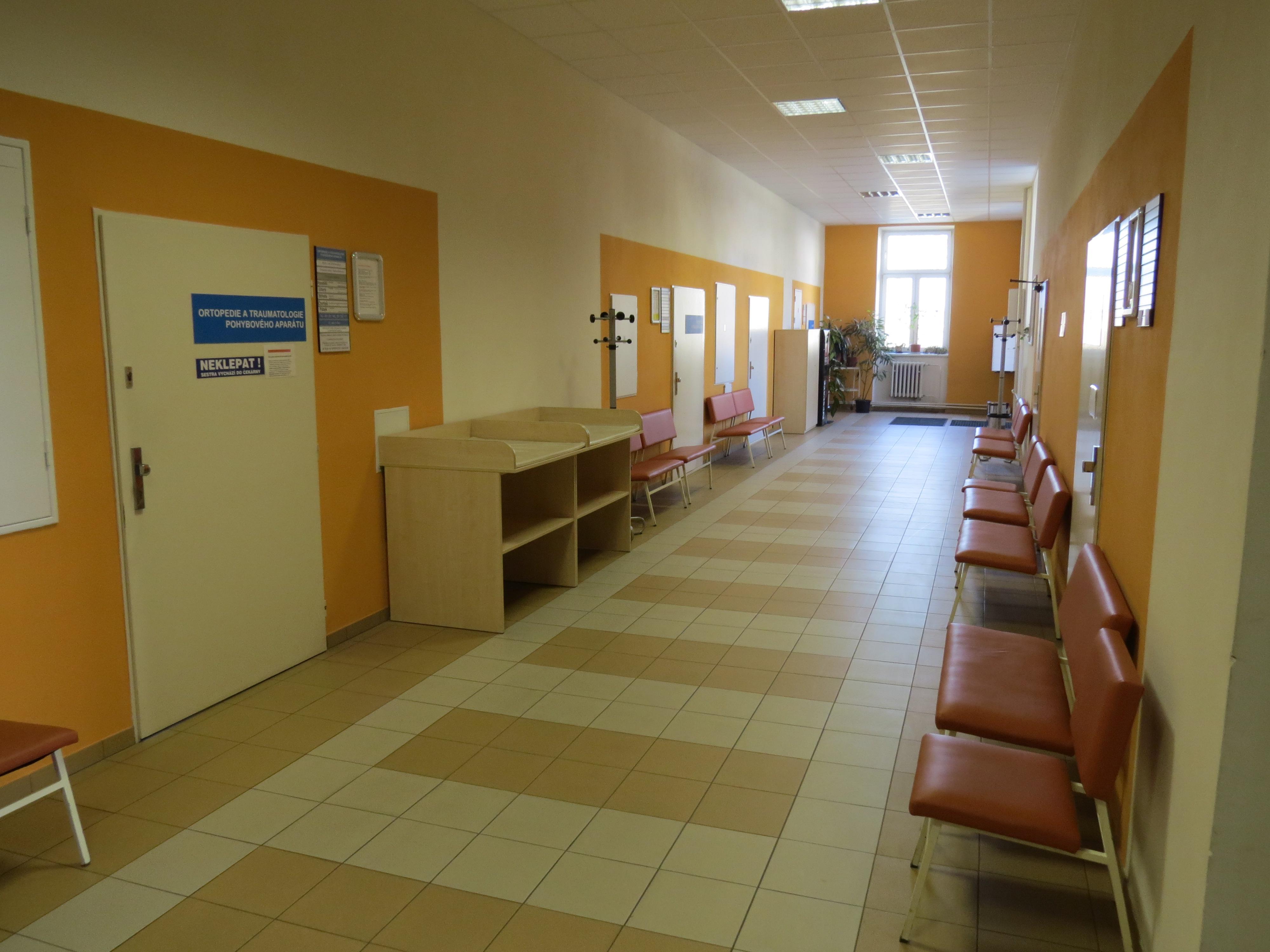 MUDr.Ján Dobrovodský - Ortopedie Tábor s.r.o foto 2