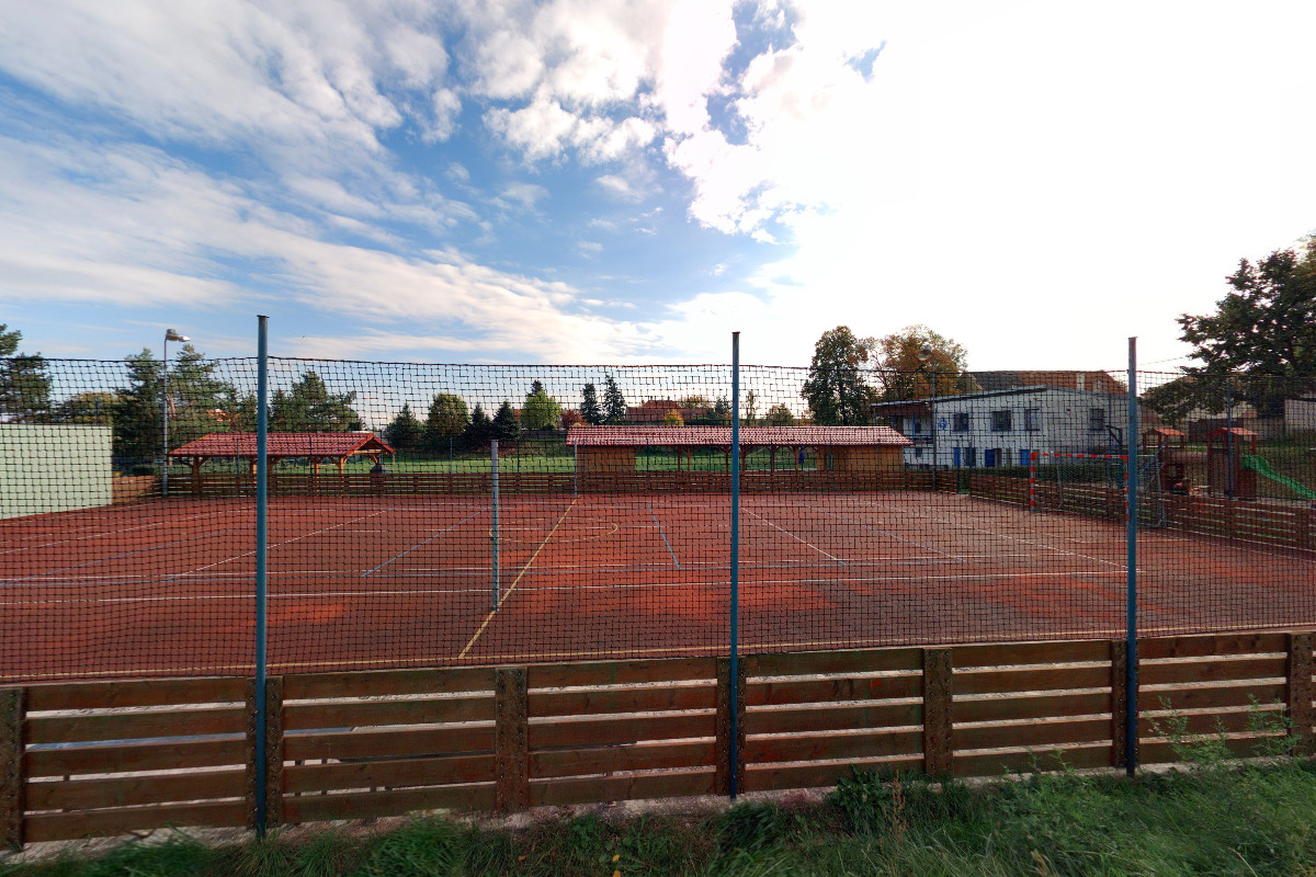 Víceúčelové hřiště Krakovany foto 3