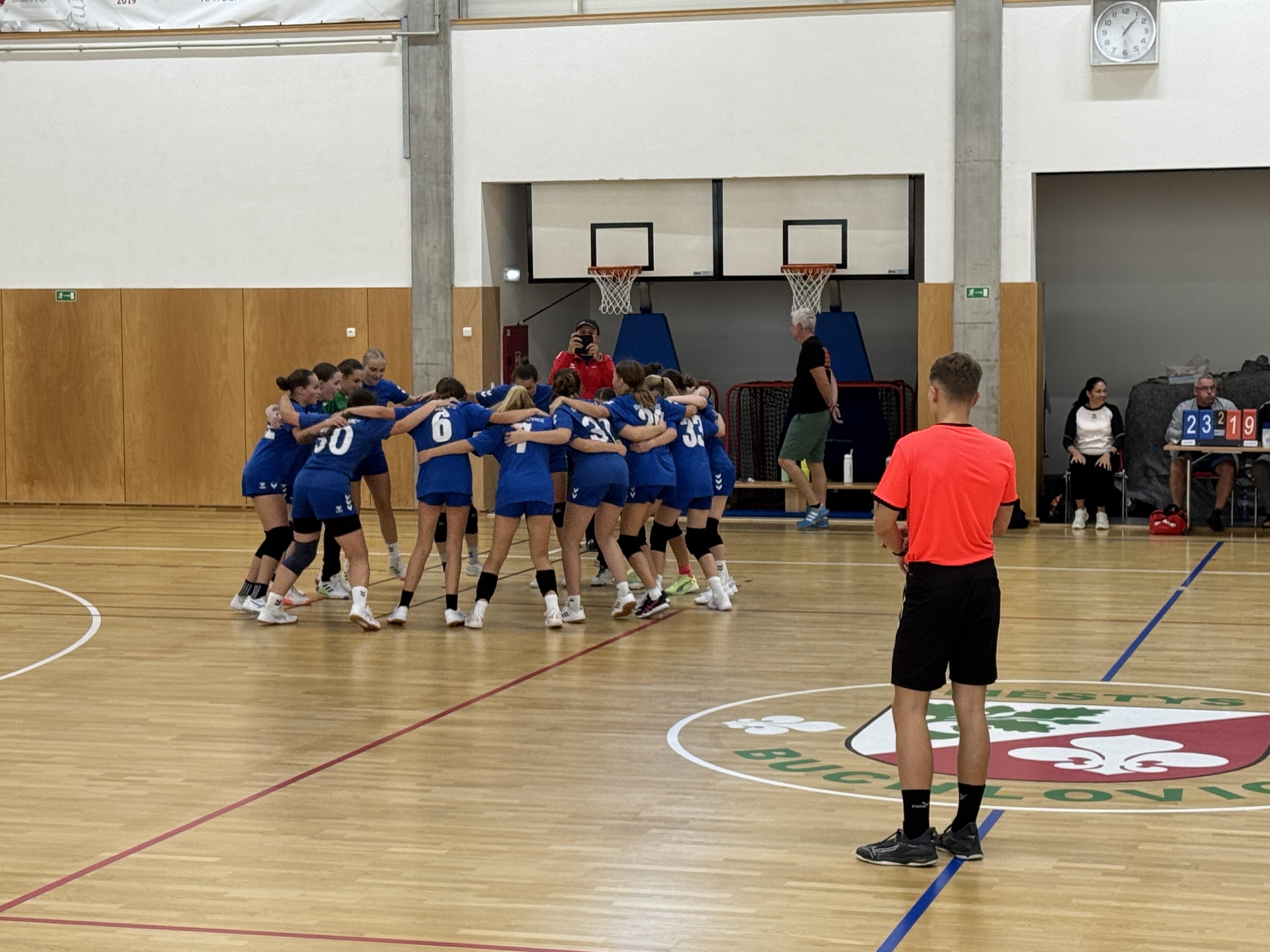Hala Cihelna foto 2