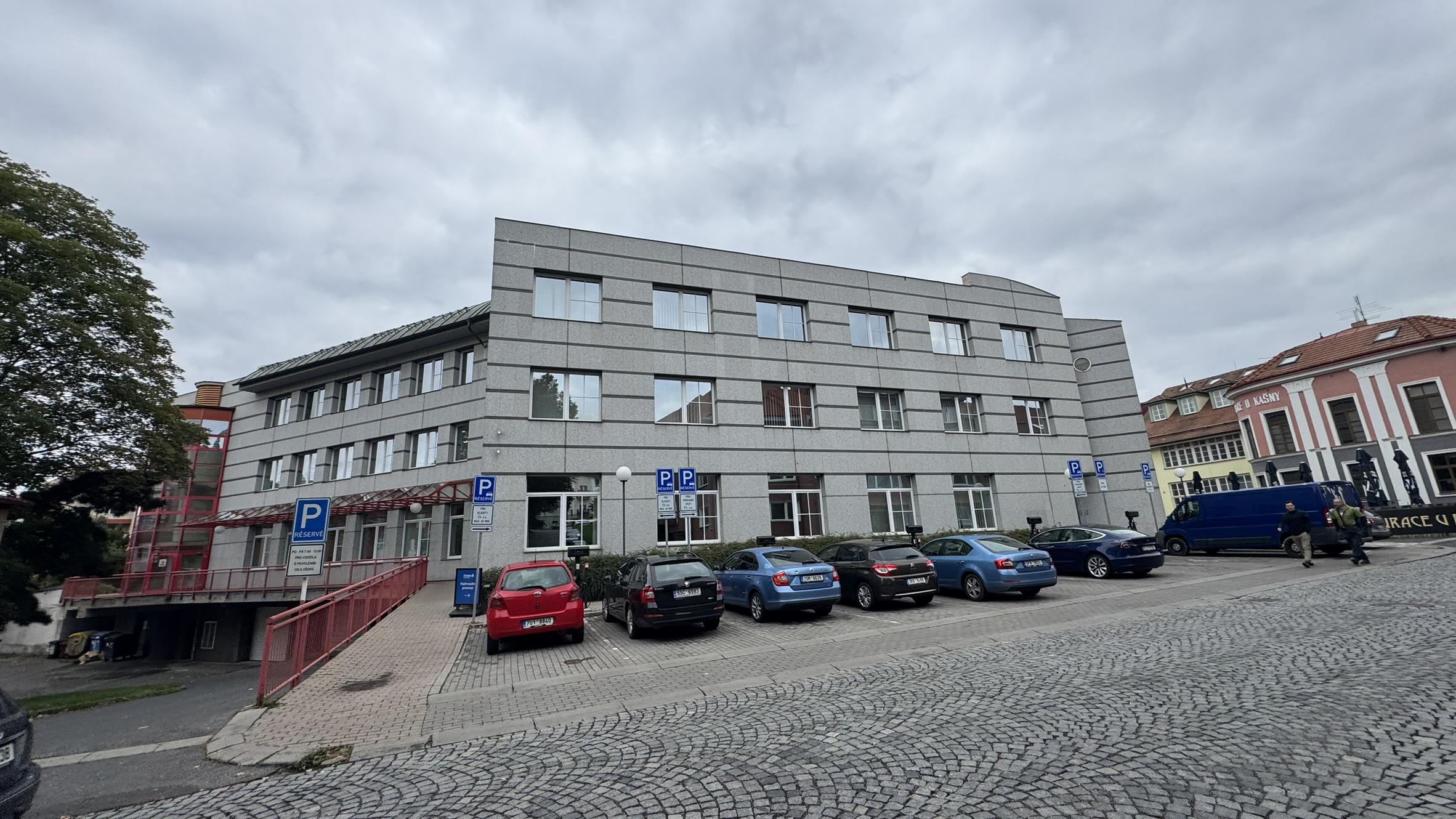 Česká spořitelna, a.s. foto 2