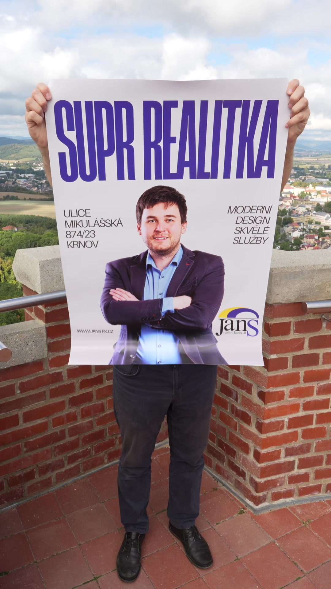 JanS Realitní kancelář foto 2 (náhled videa)