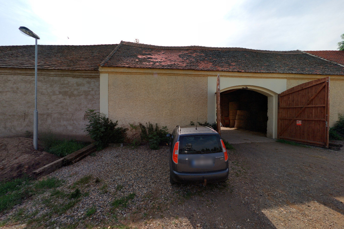 Jezdecká stáj Nad Uličkou