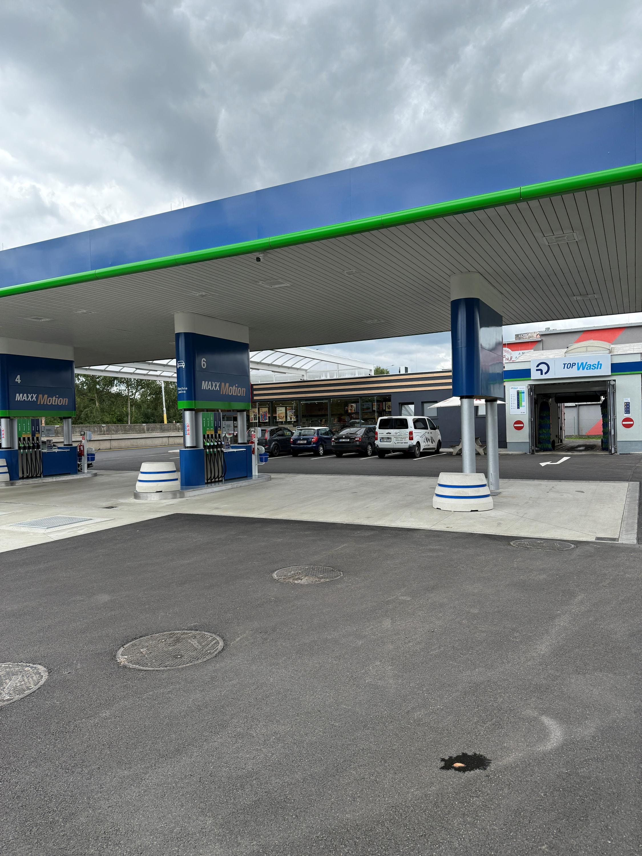 OMV TOP Wash - mycí linka foto 2