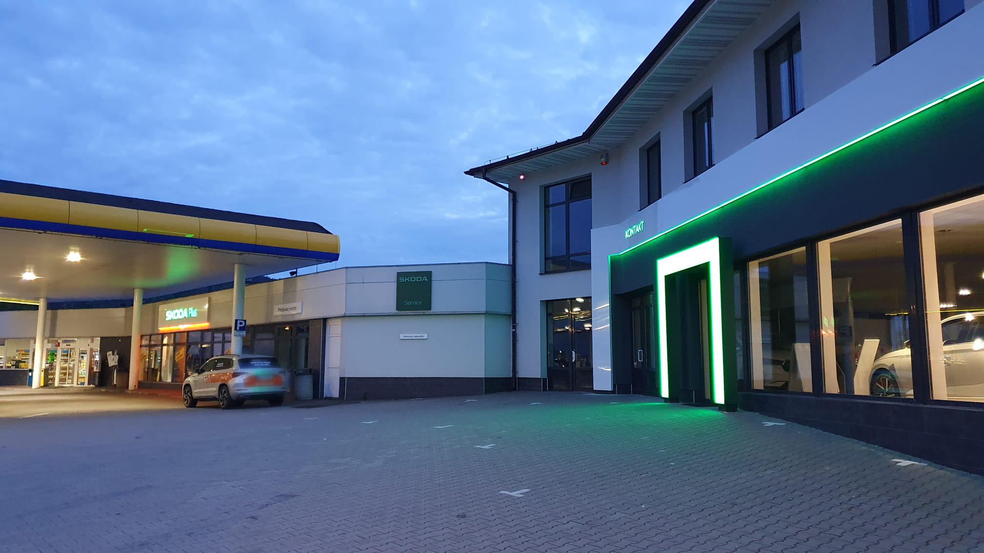 KONTAKT Autosalon Škoda foto 6