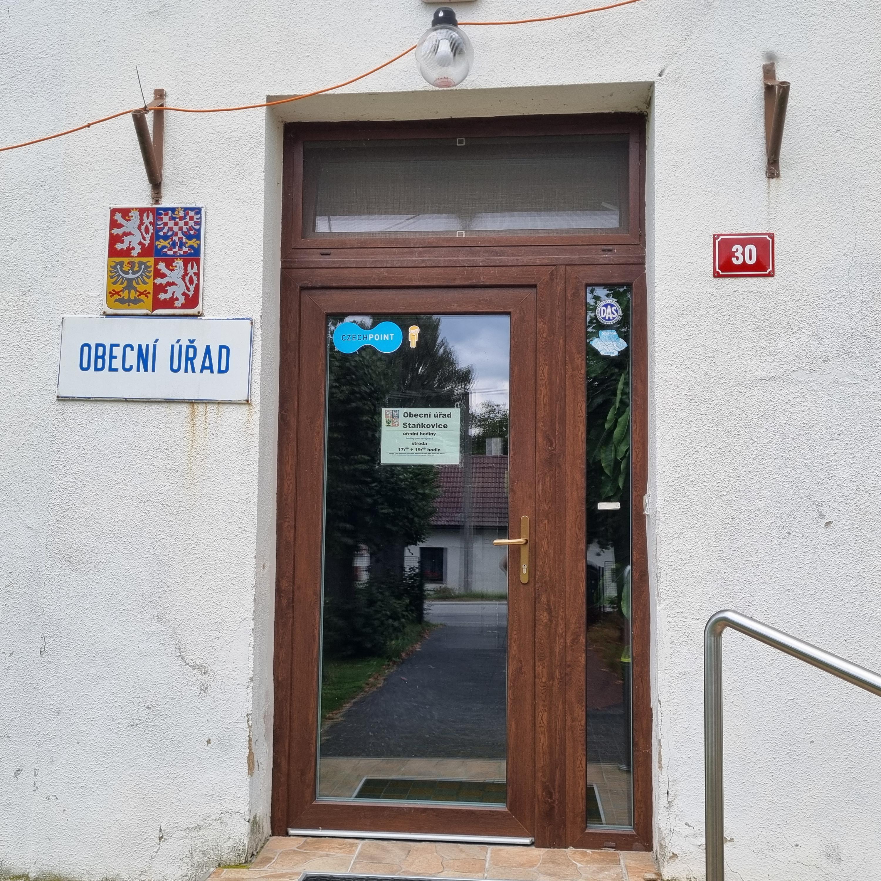 Staňkovice - obecní úřad foto 2