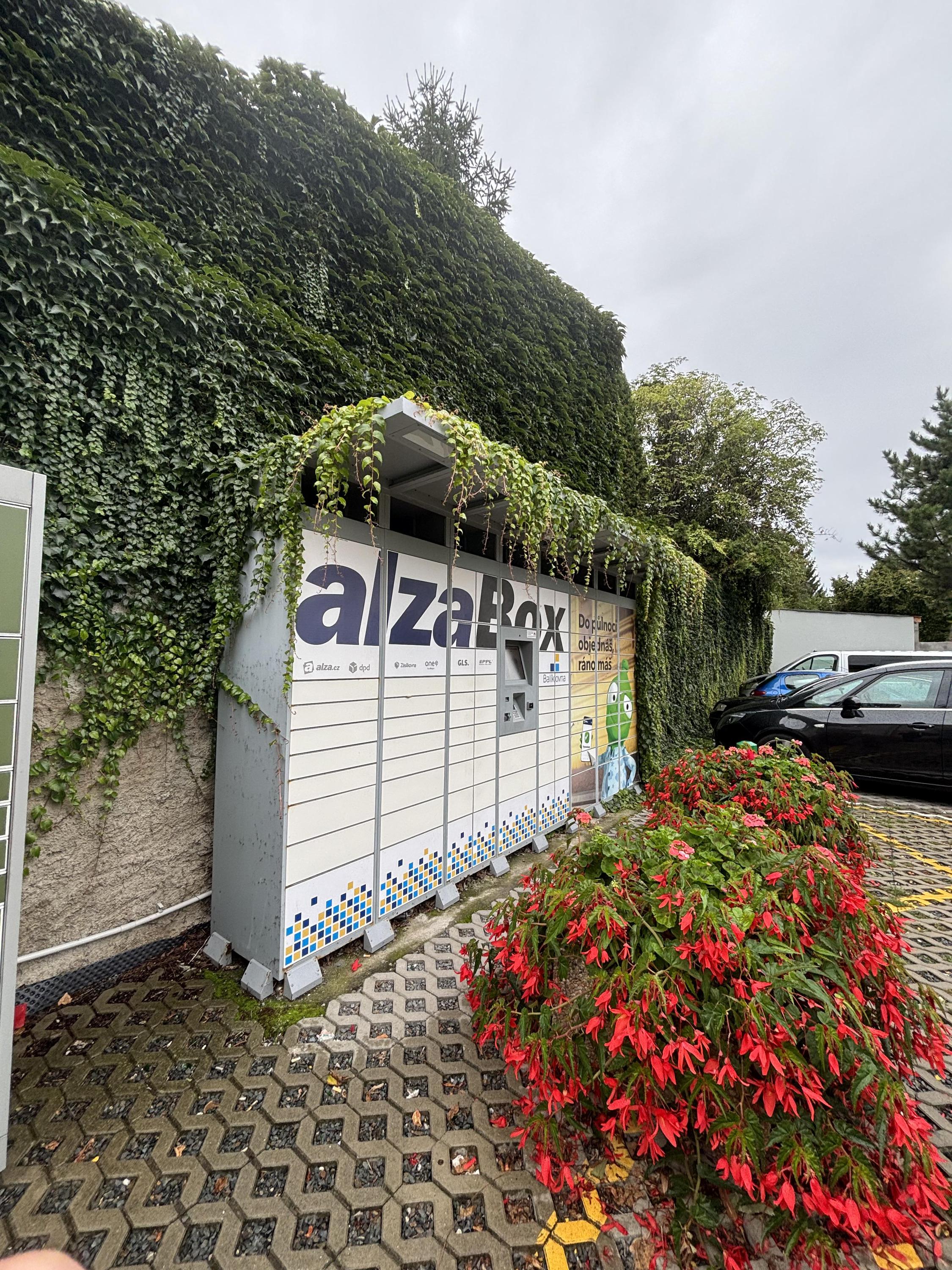 AlzaBox foto 2