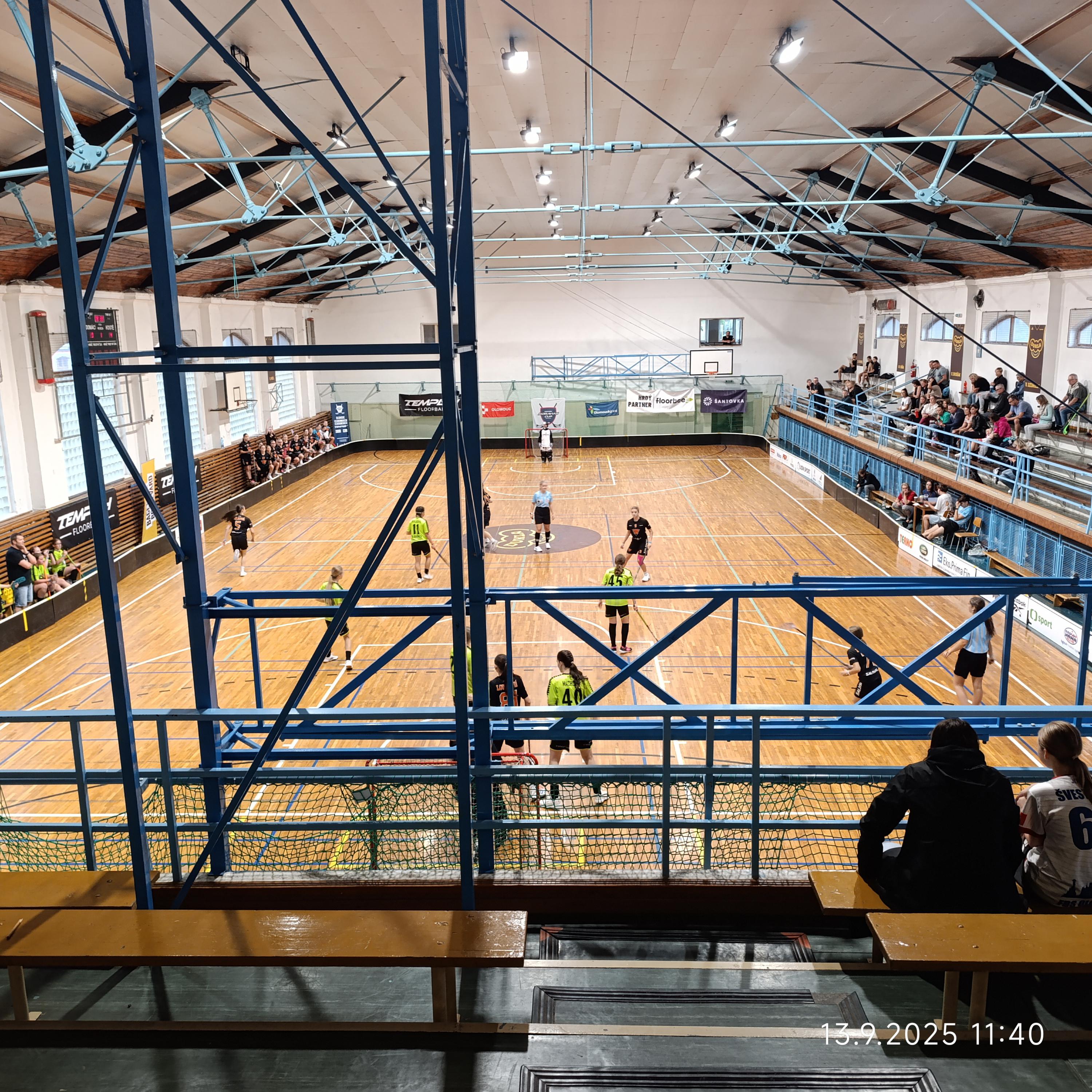 Sportovní hala Šibeník foto 2