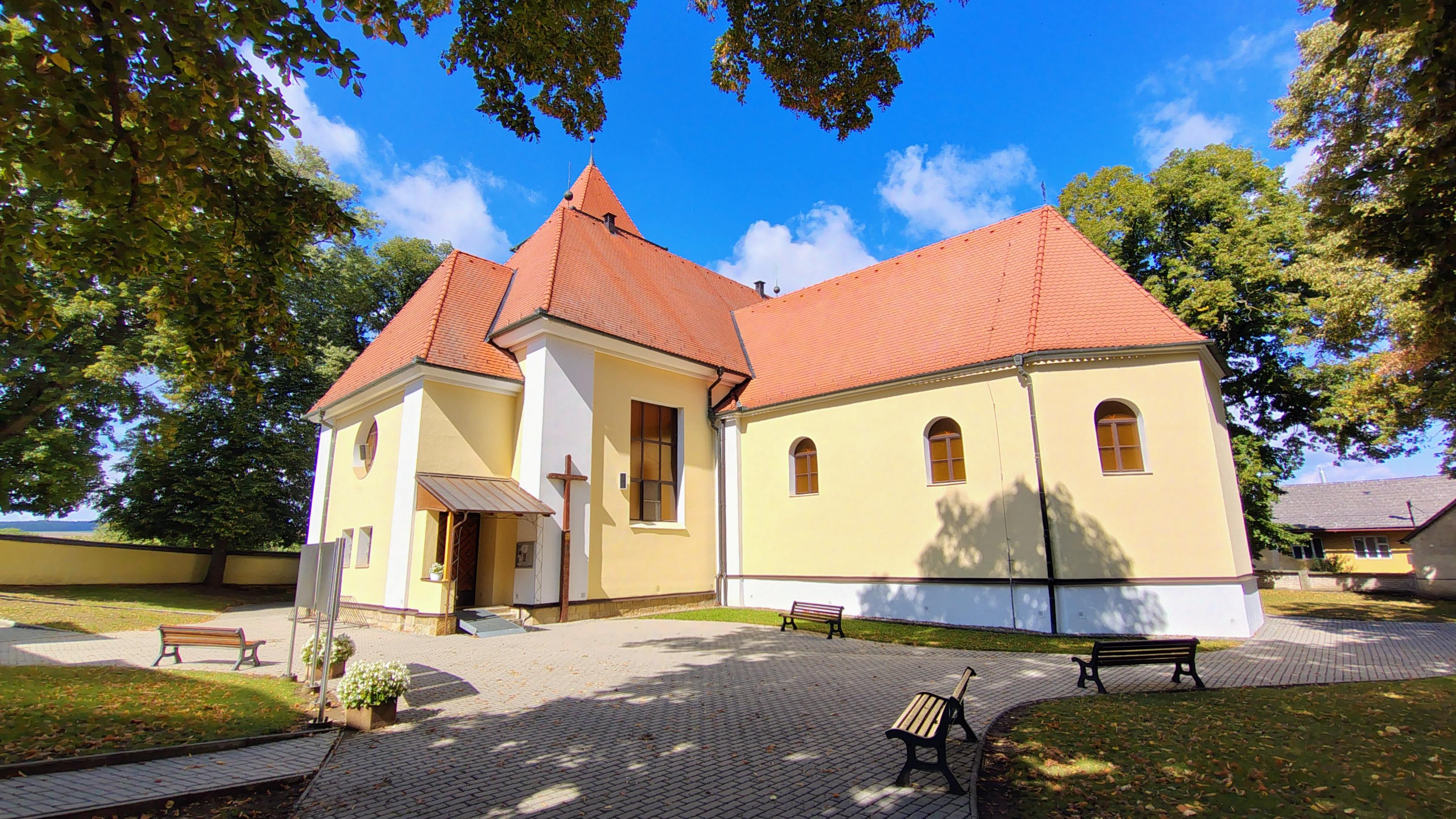 Římskokatolická farnost Vlčnov foto 3