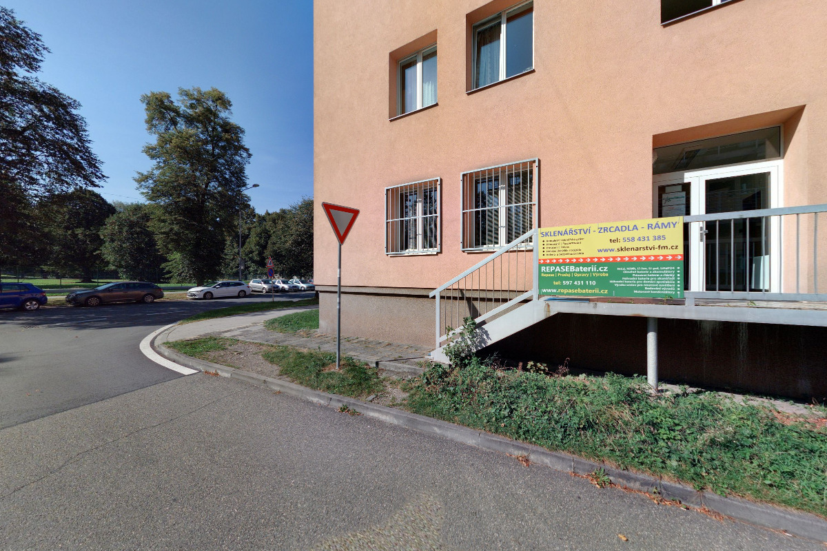 F-M elektro za průmyslovkou