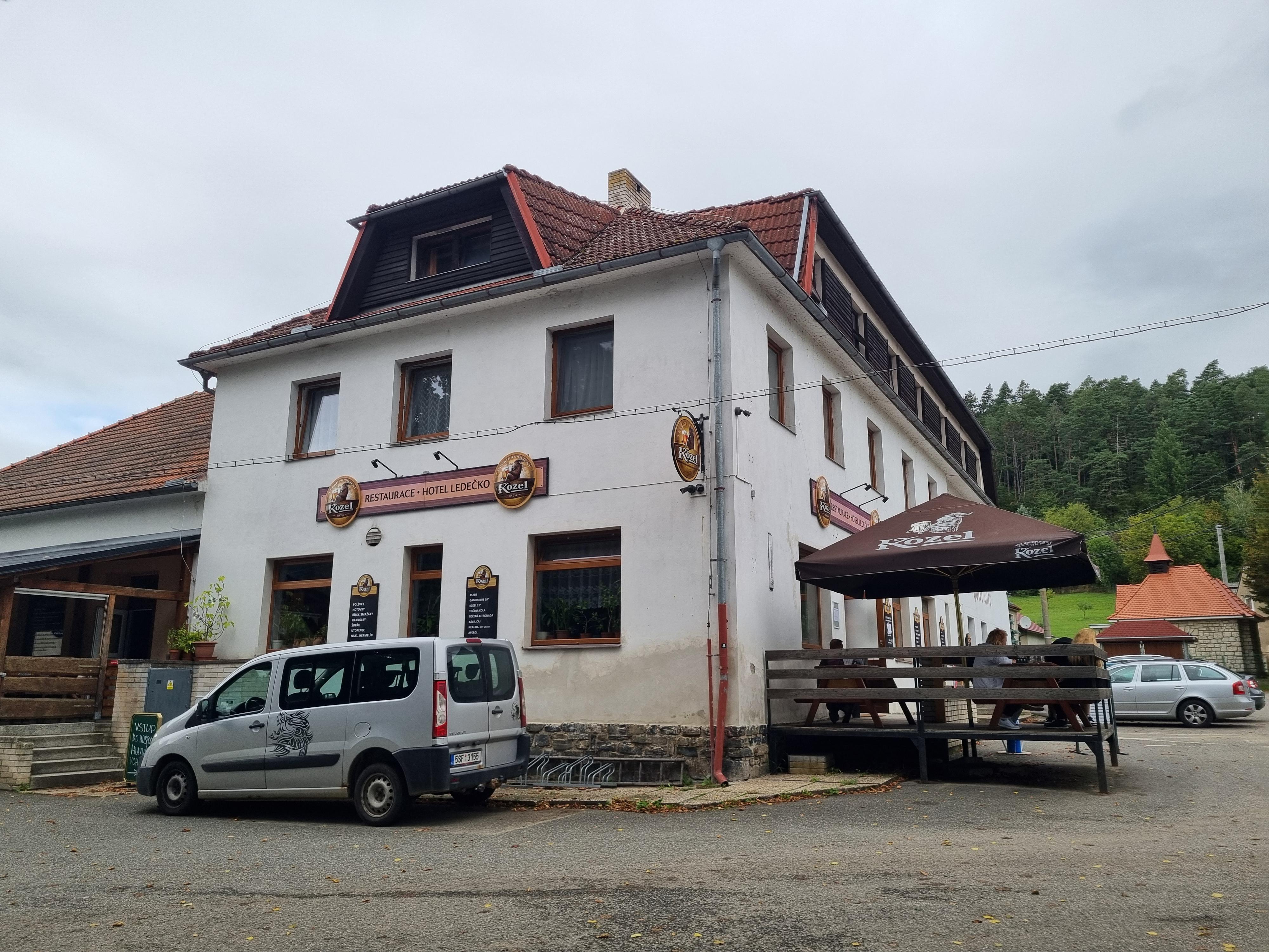 Hotel Ledečko - restaurace foto 6