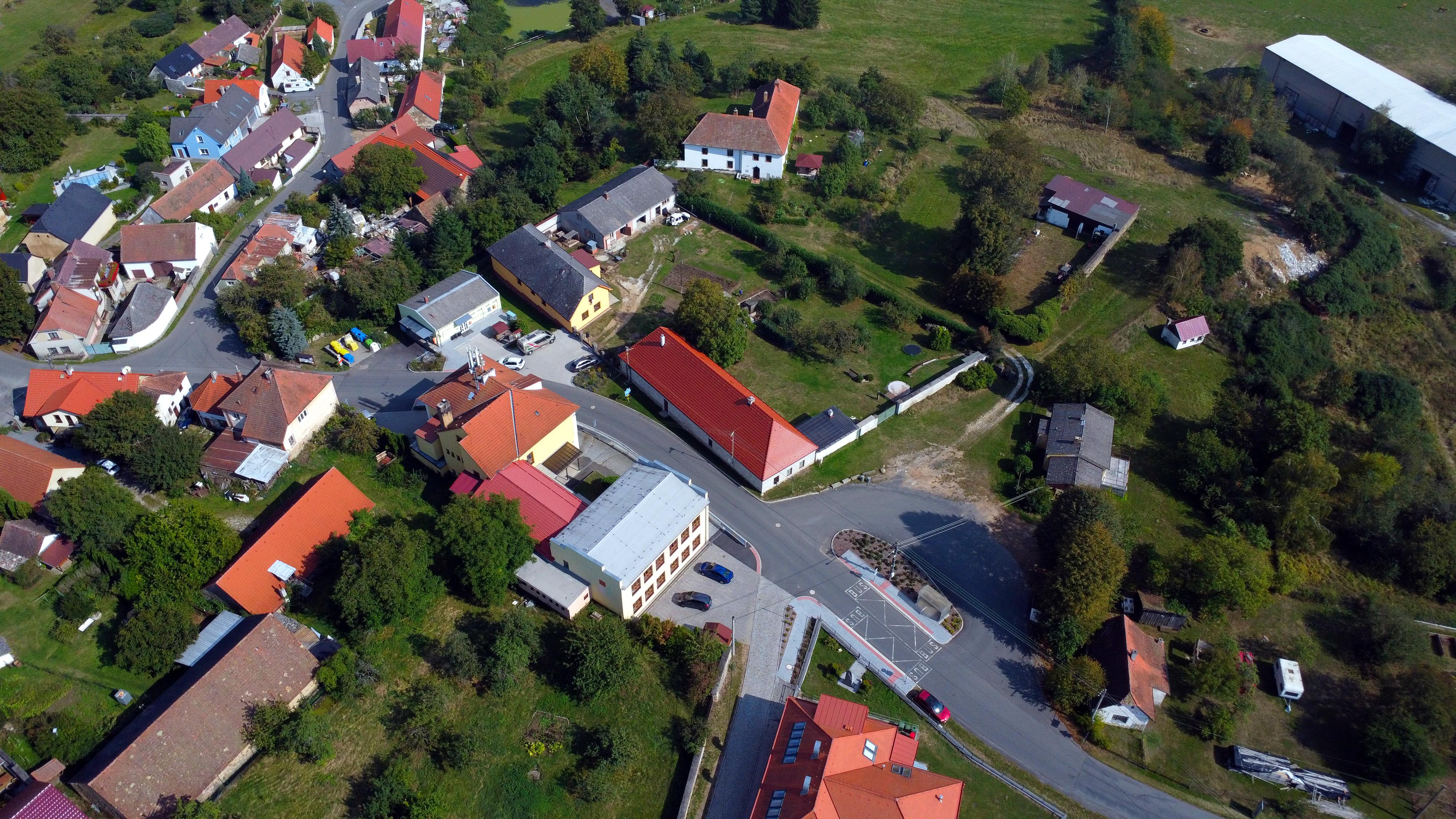 Základní škola Pačejov, okres Klatovy foto 2