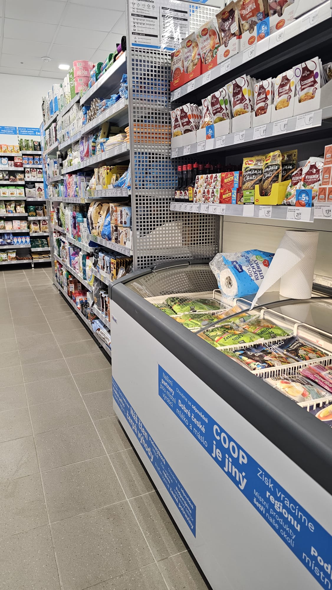 KONZUM 24/7 foto 2