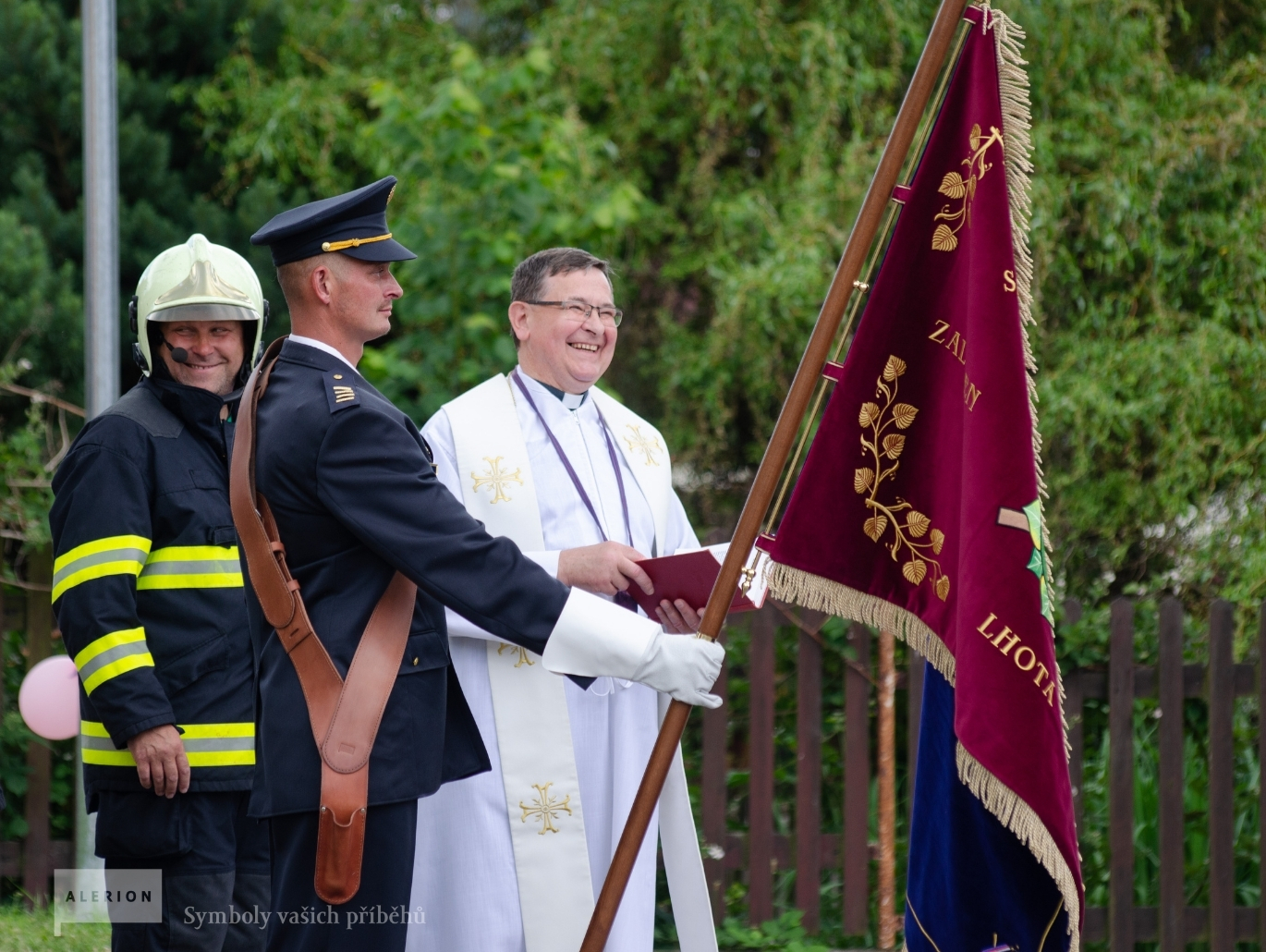 ALERION s.r.o. - znaky & vlajky foto 6