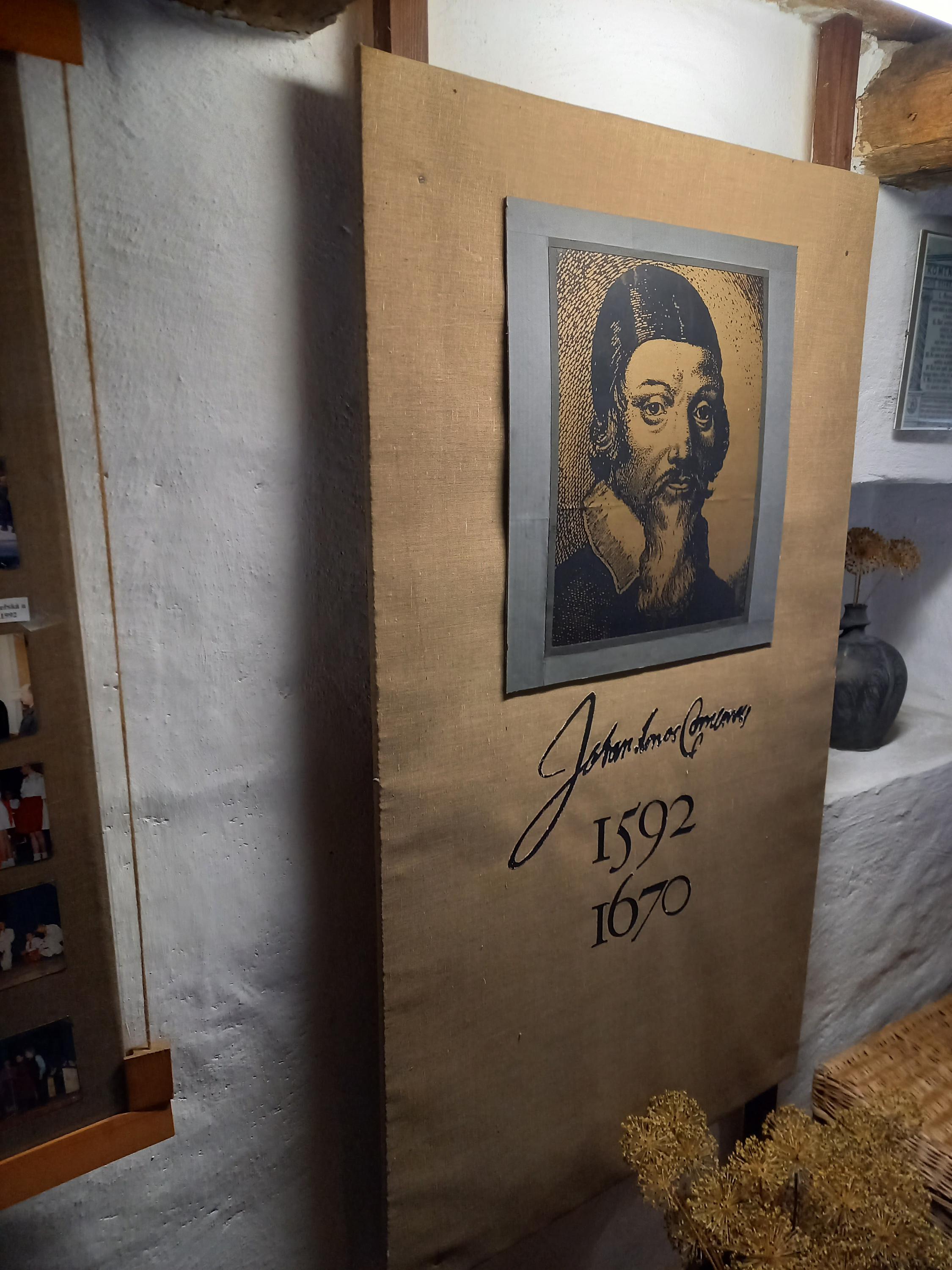 Památník J. A. Komenského foto 3