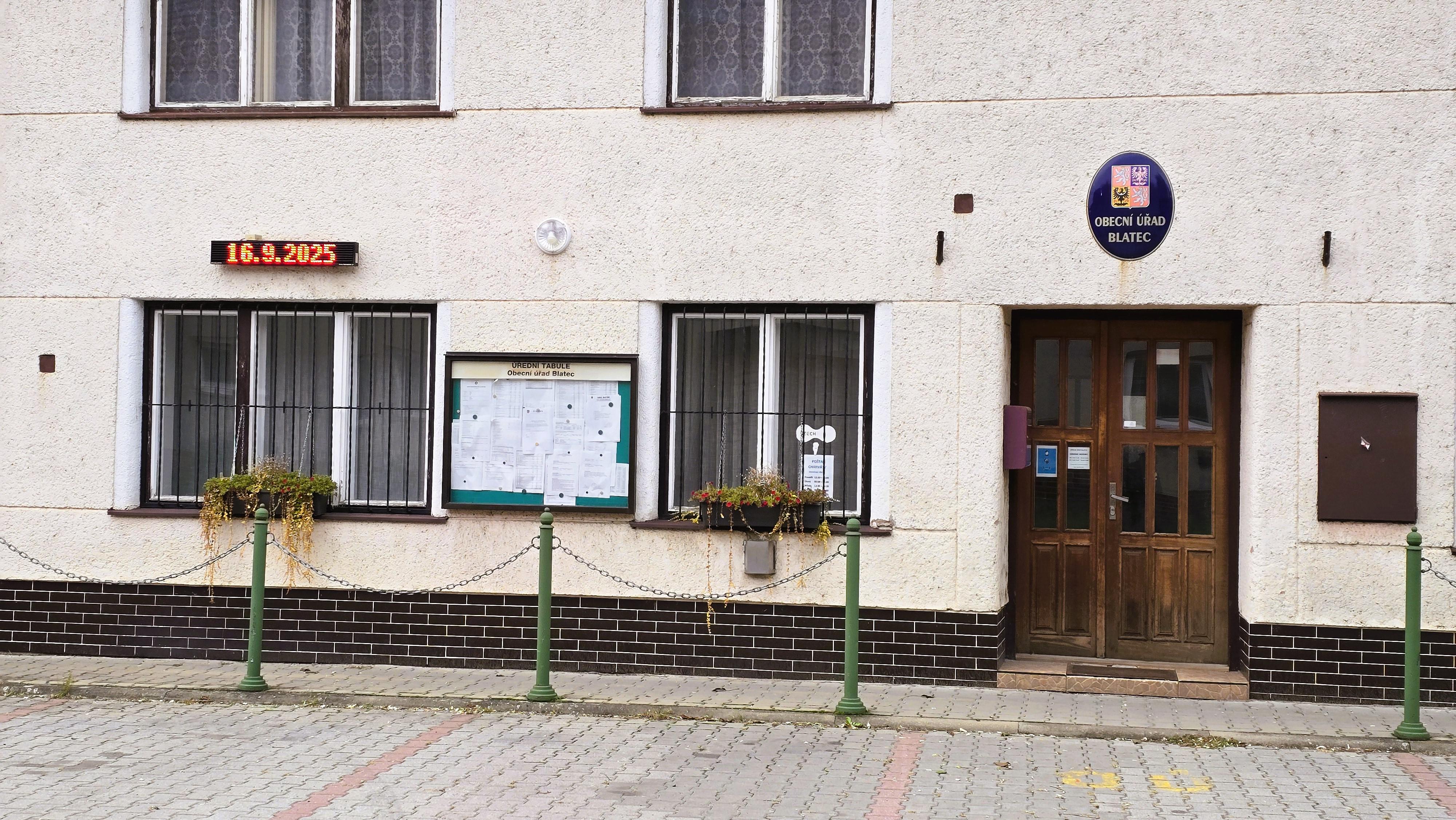 Blatec - obecní úřad foto 4