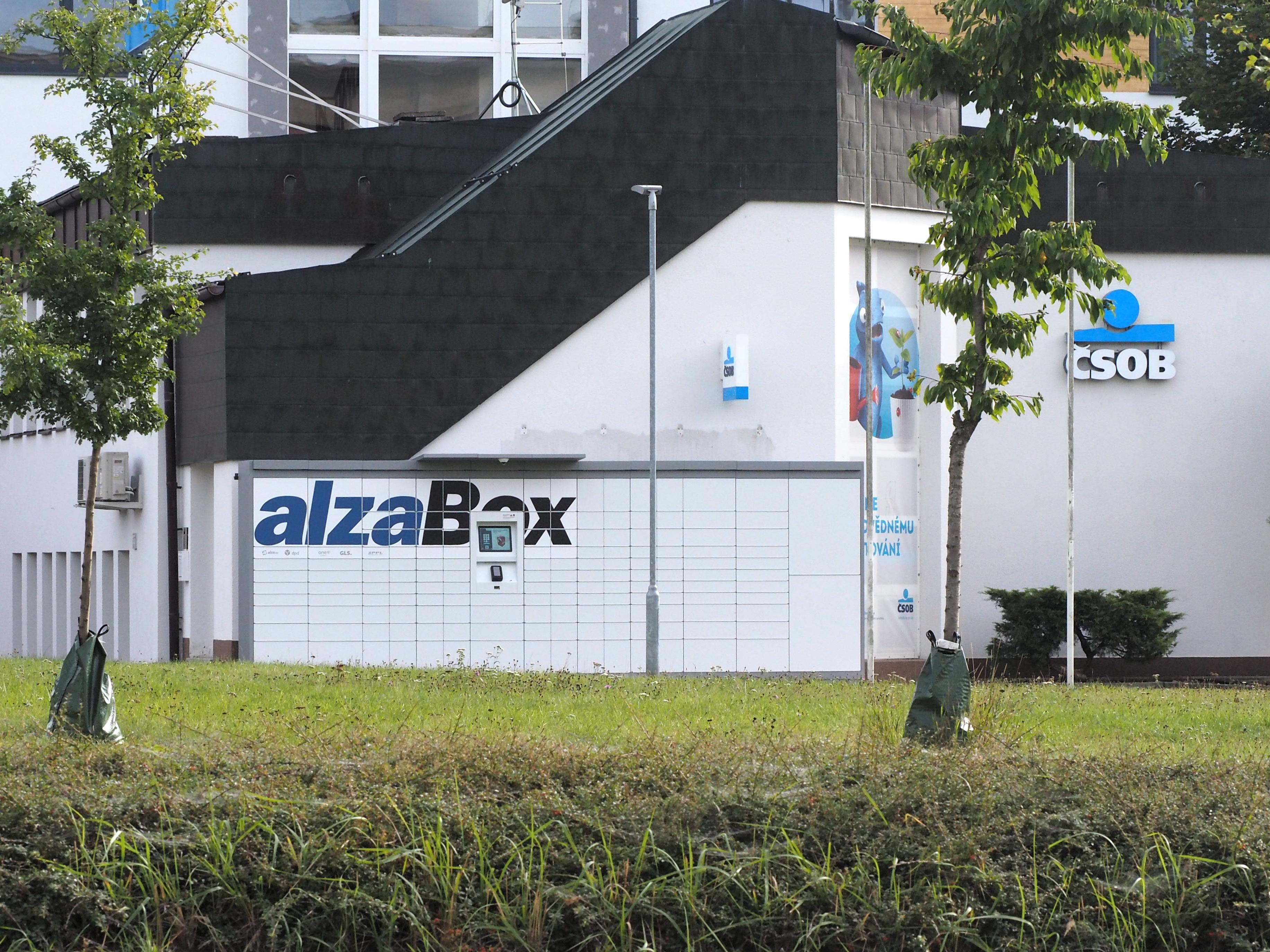 AlzaBox