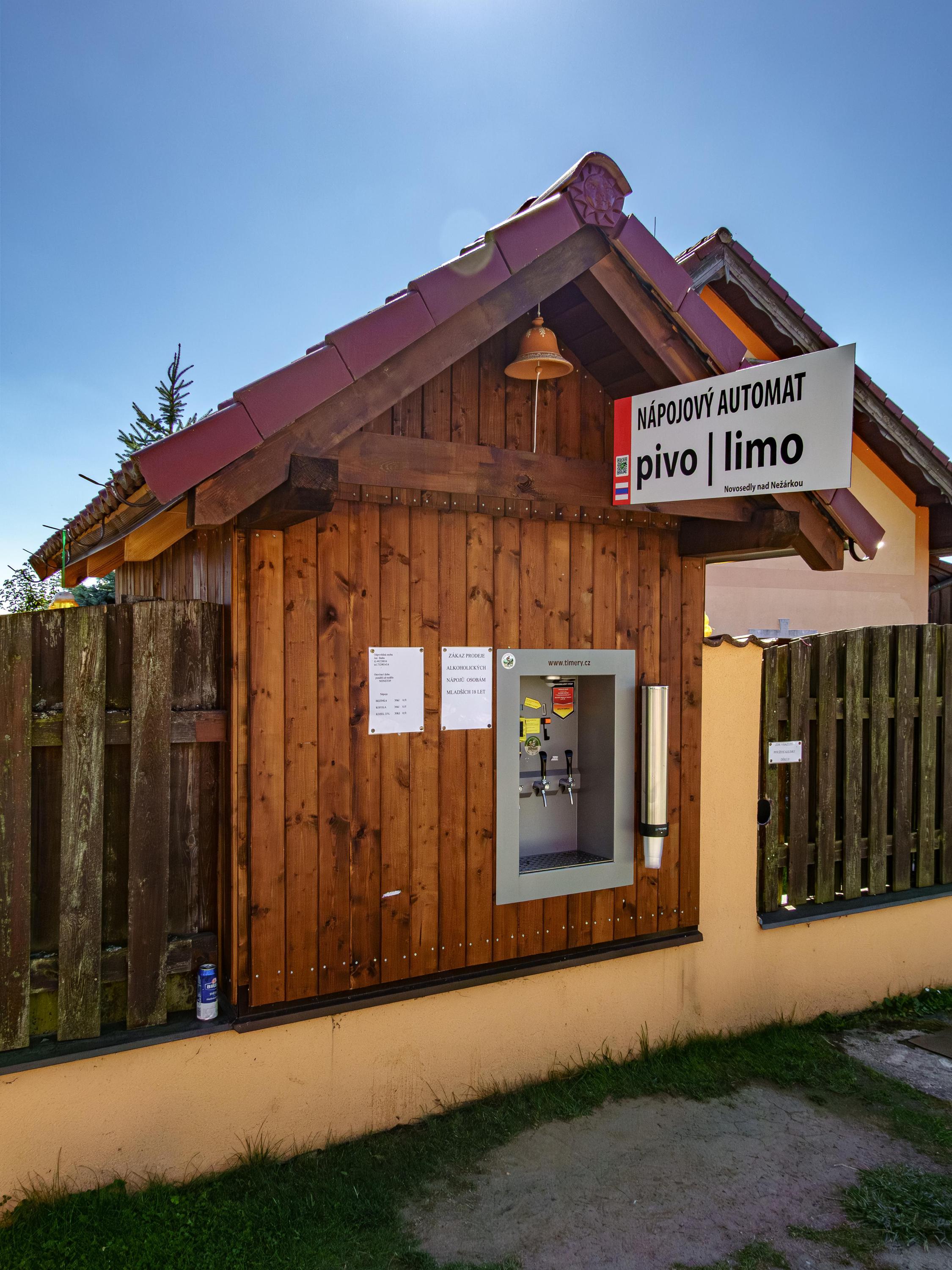 Nápojový automat foto 6