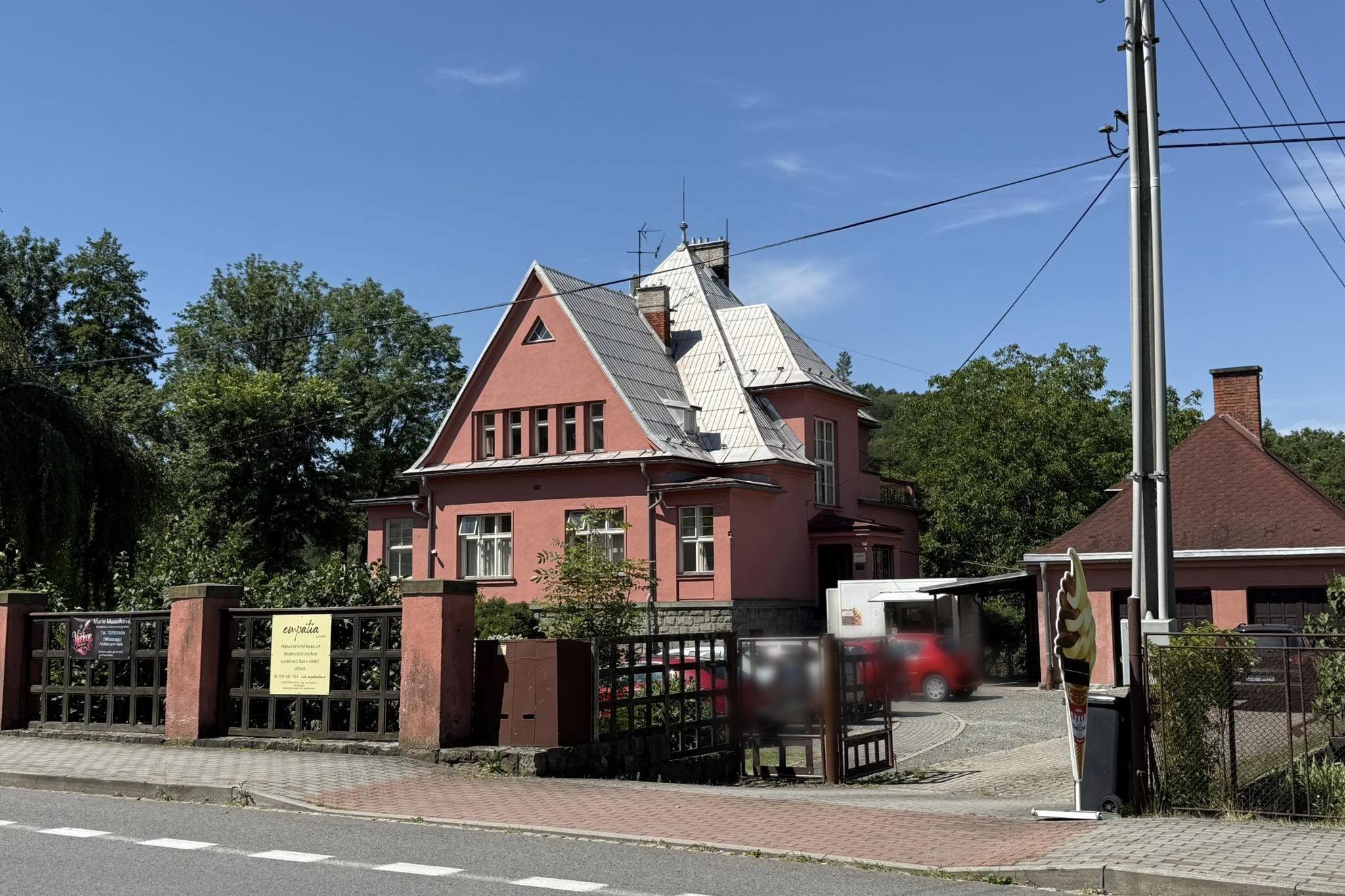 MarLeon Nails foto 1