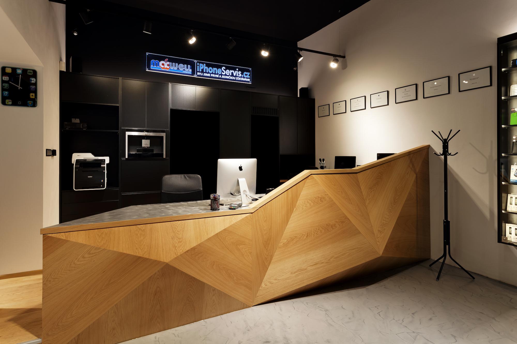 iPhoneServis.cz - Macwell s.r.o.