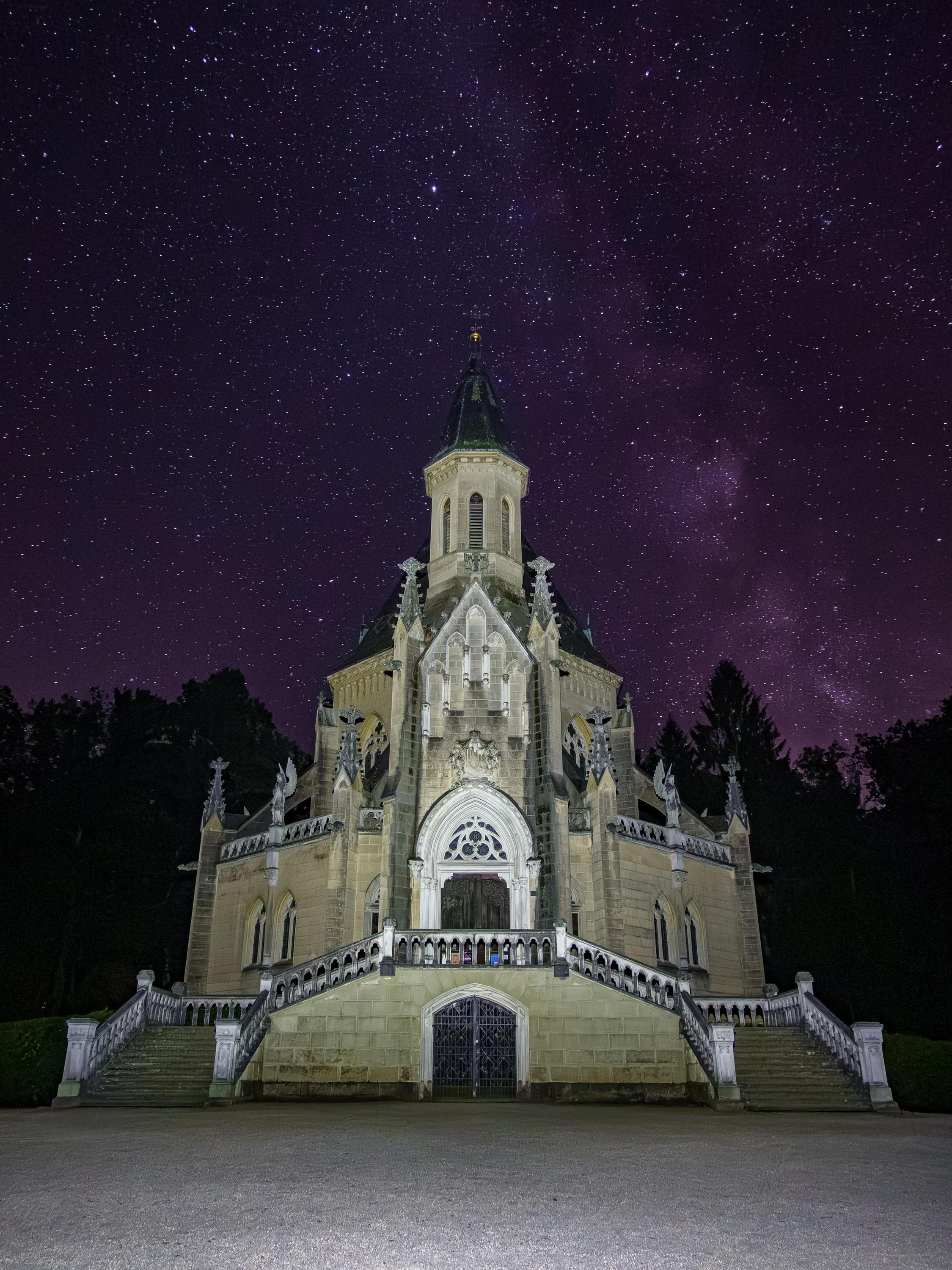 Schwarzenberská hrobka Domanín foto 4