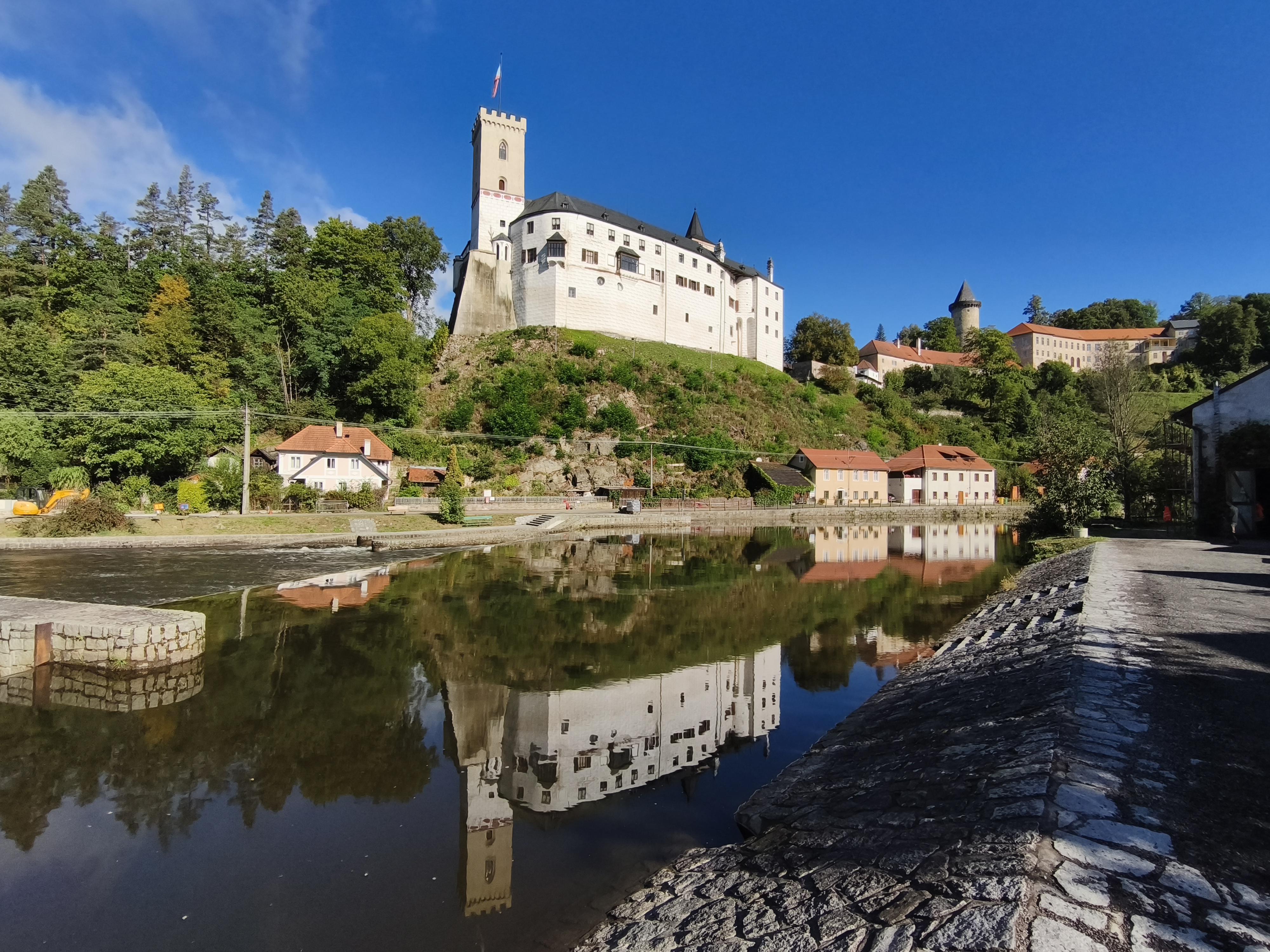 Vedle Vody - půjčovna lodí foto 2