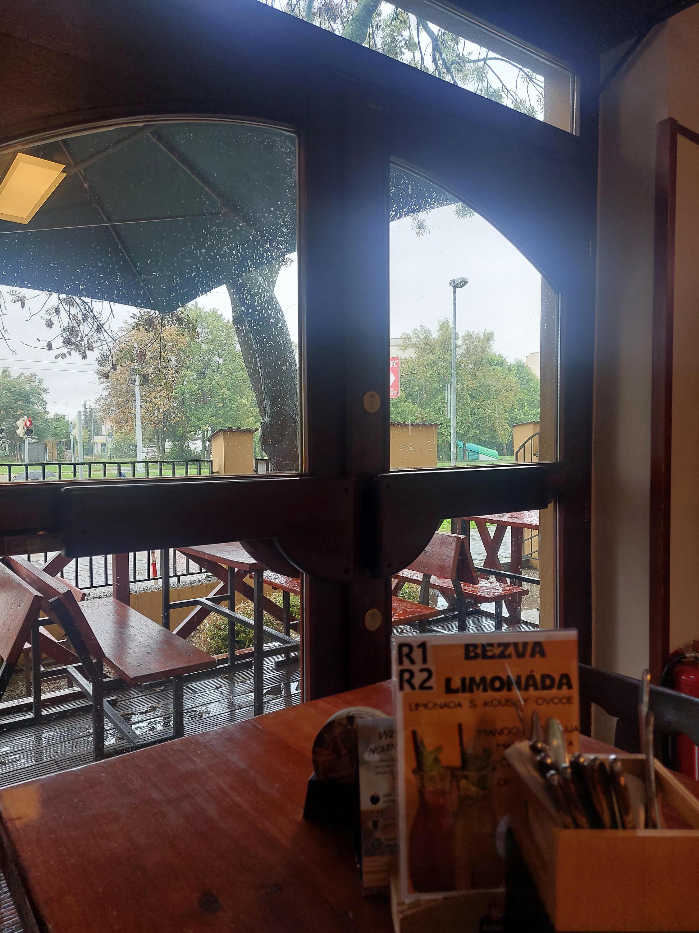 Restaurace a bar U Zvonečku foto 2